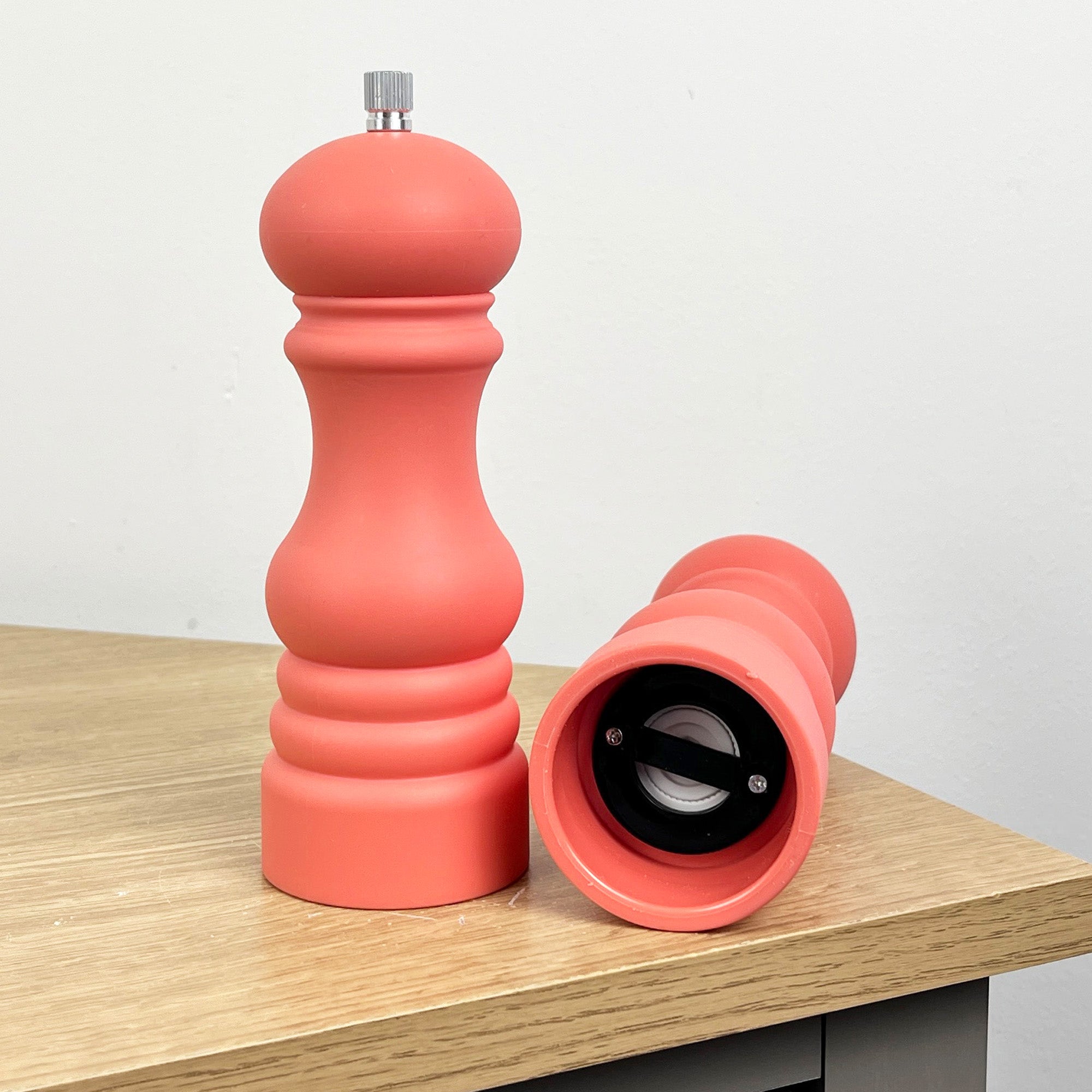 17.5cm Tall Salt and Pepper Grinder Mills - Peach