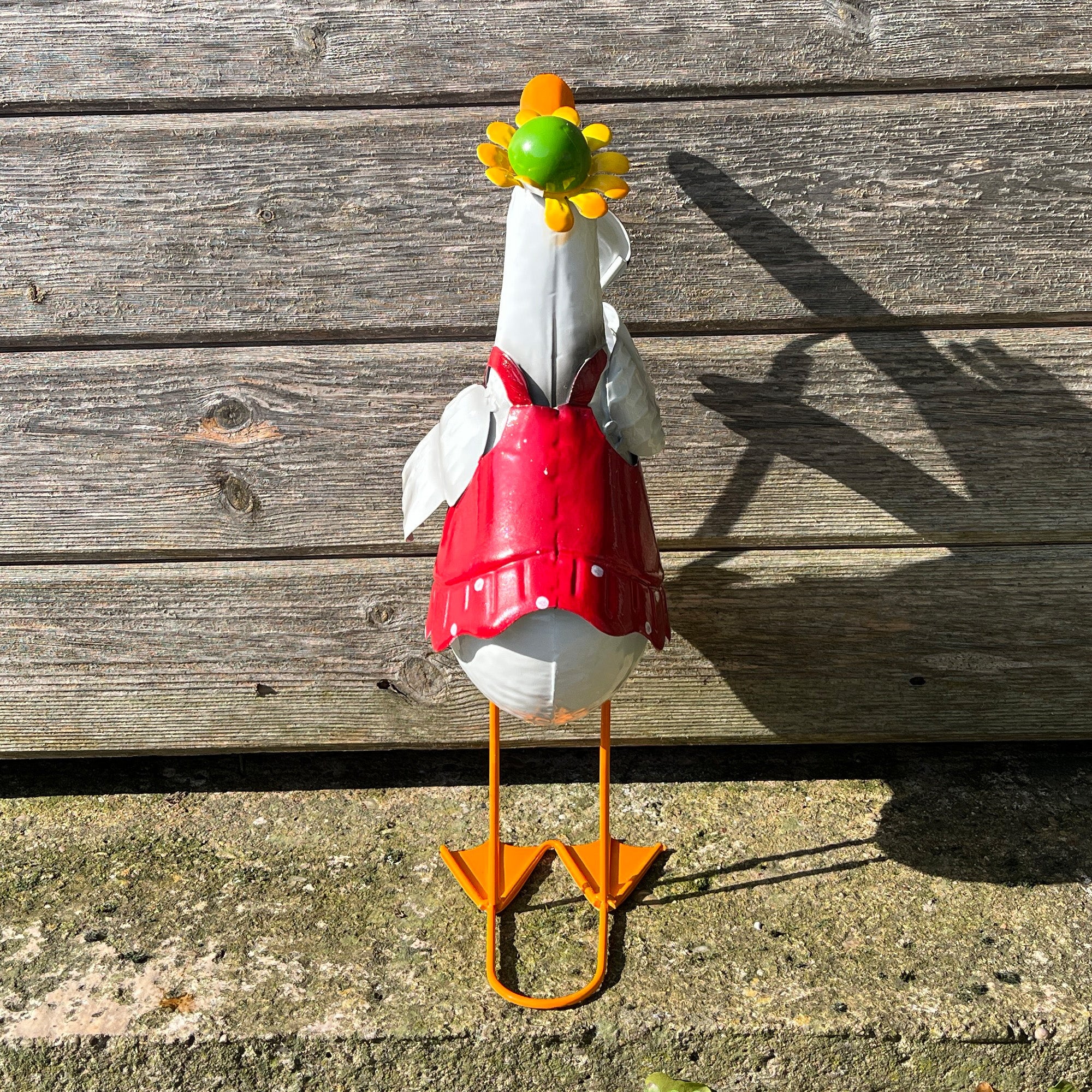 37.5cm Tall Metal Sporty Duck Garden Ornament - Golfer