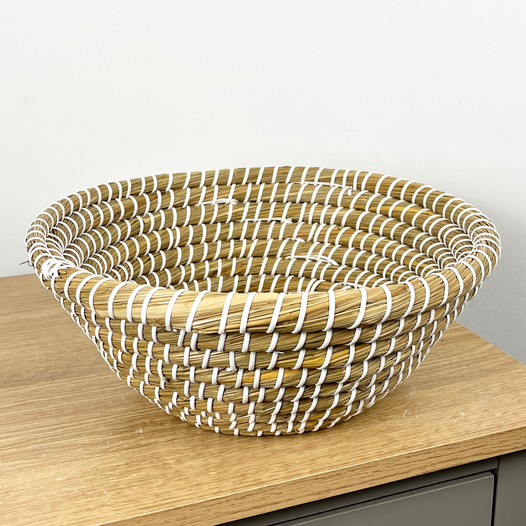 32cm Deep Woven Decorative Bowl - Kansgrass