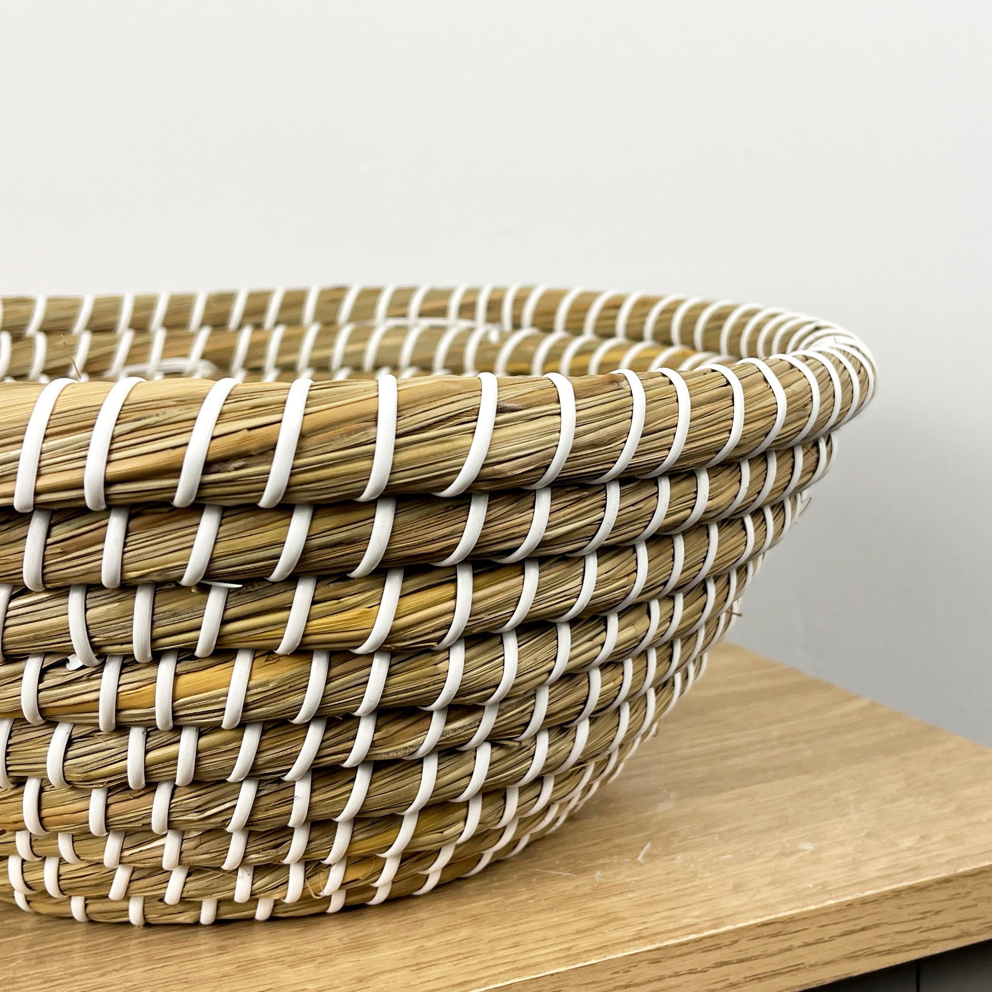 32cm Deep Woven Decorative Bowl - Kansgrass