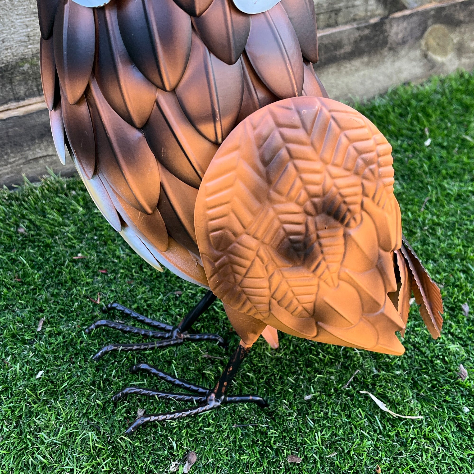 38.5cm Tall Brown Owl Garden Ornament - Metal