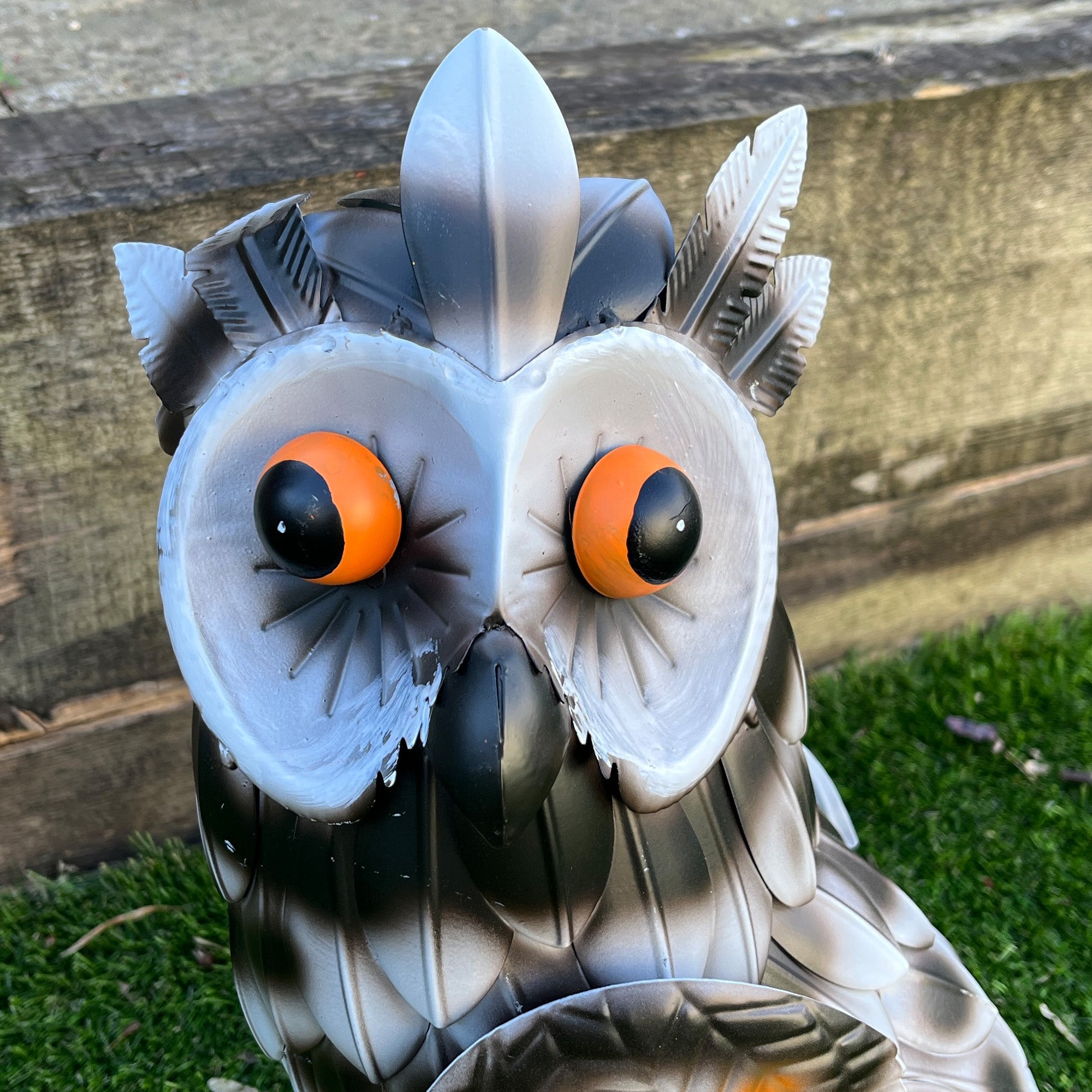 38.5cm Tall White Owl Garden Ornament - Metal