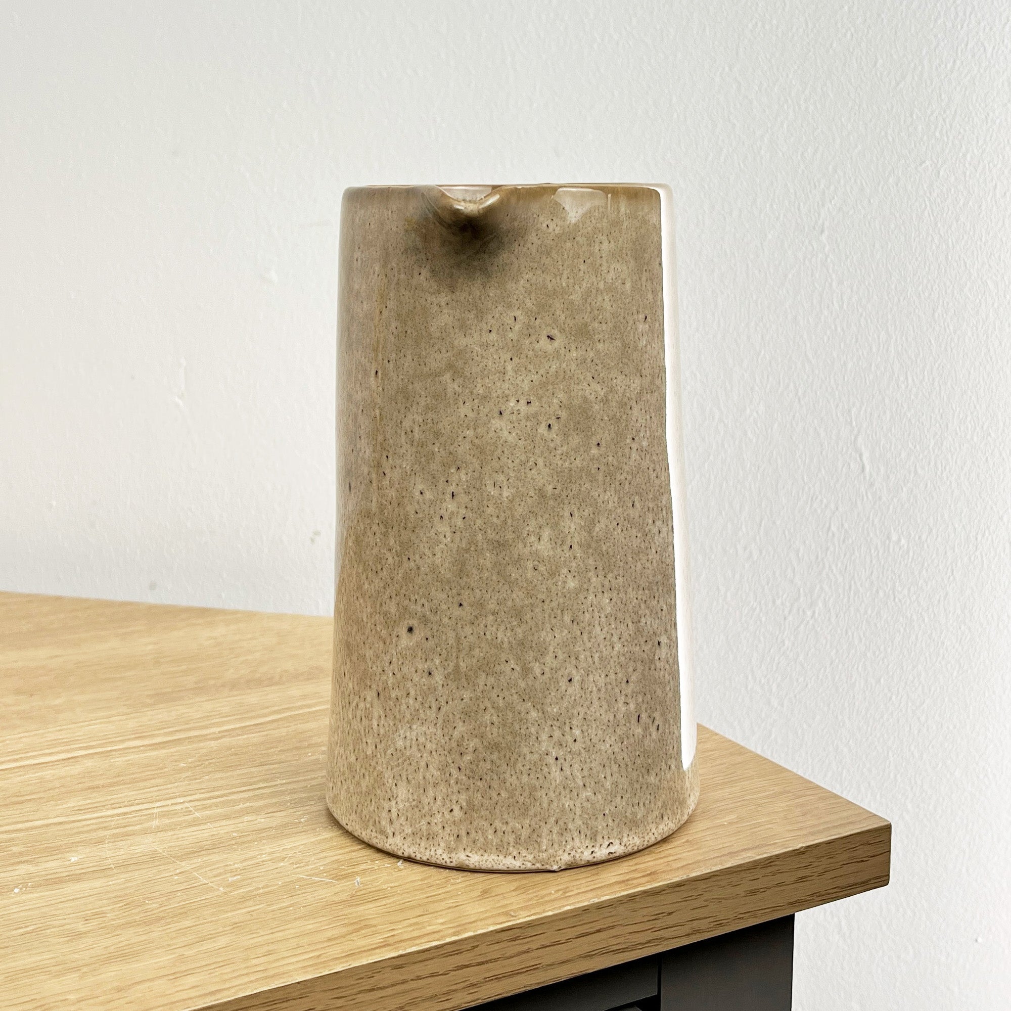 17cm Beige Reactive Glaze Jug / Utensil Pot - Ceramic