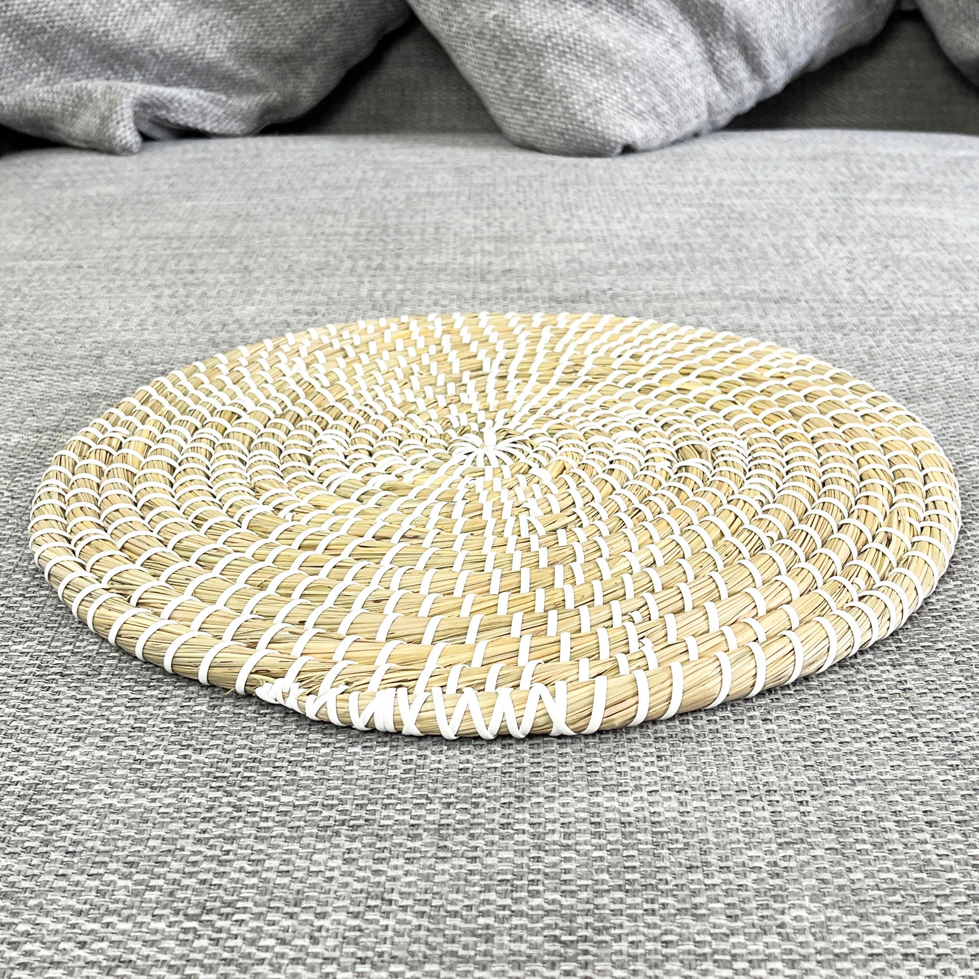 6 x 36cm Woven Kans Grass Round Place Mats Table Settings