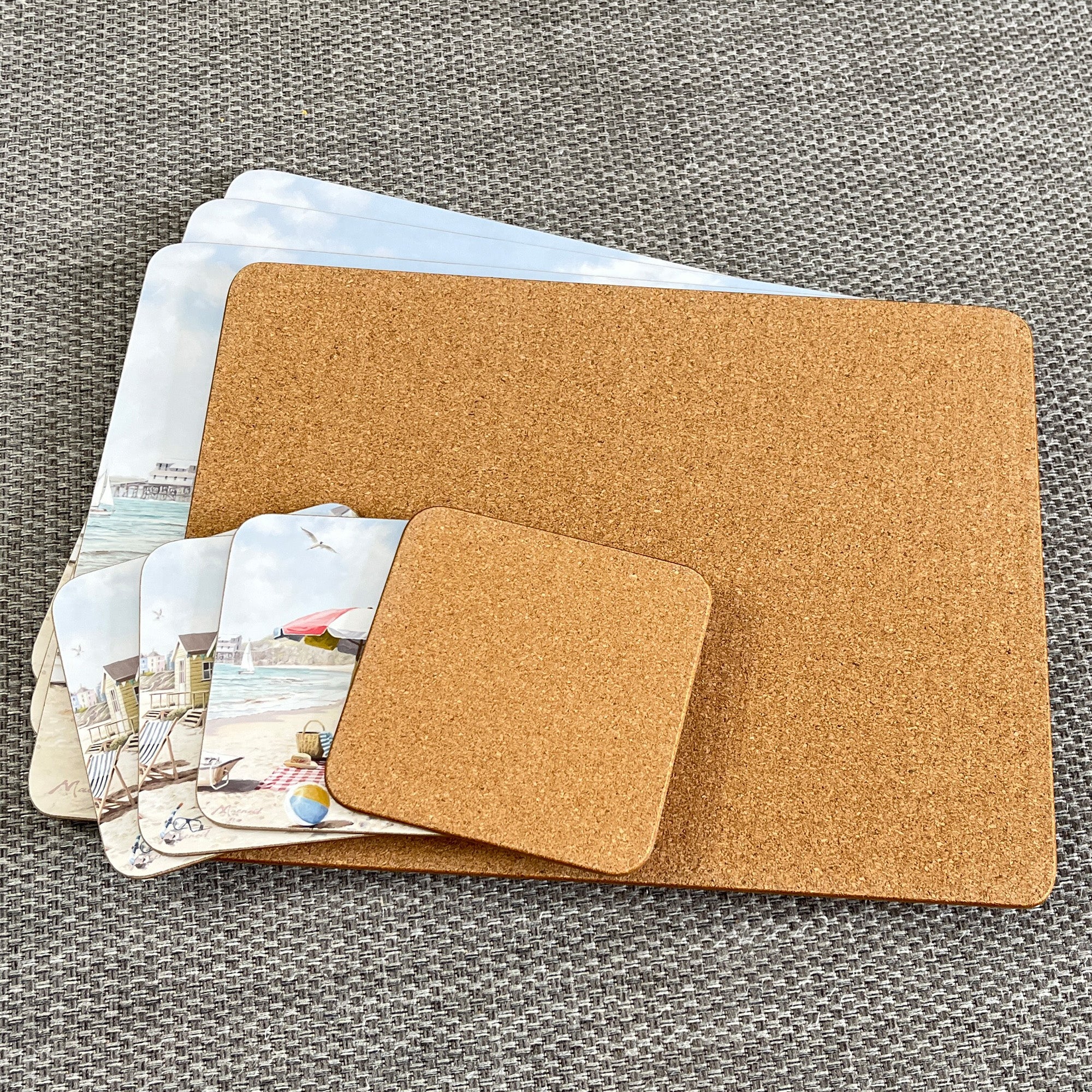 Set of 4 Placemats and Coasters - Beach Huts