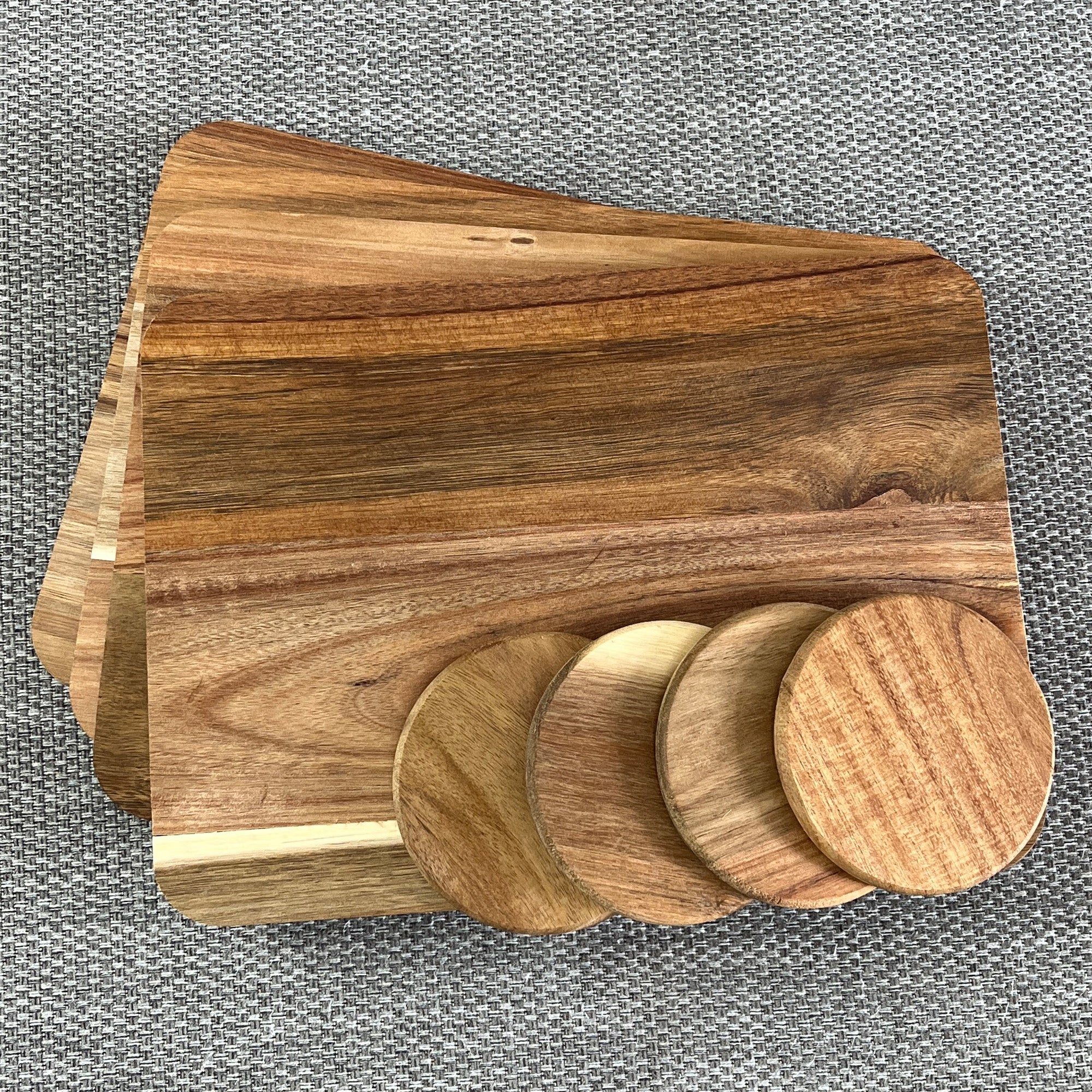 Set of 4 Wooden Placemats and Round Coasters - Acacia Wood