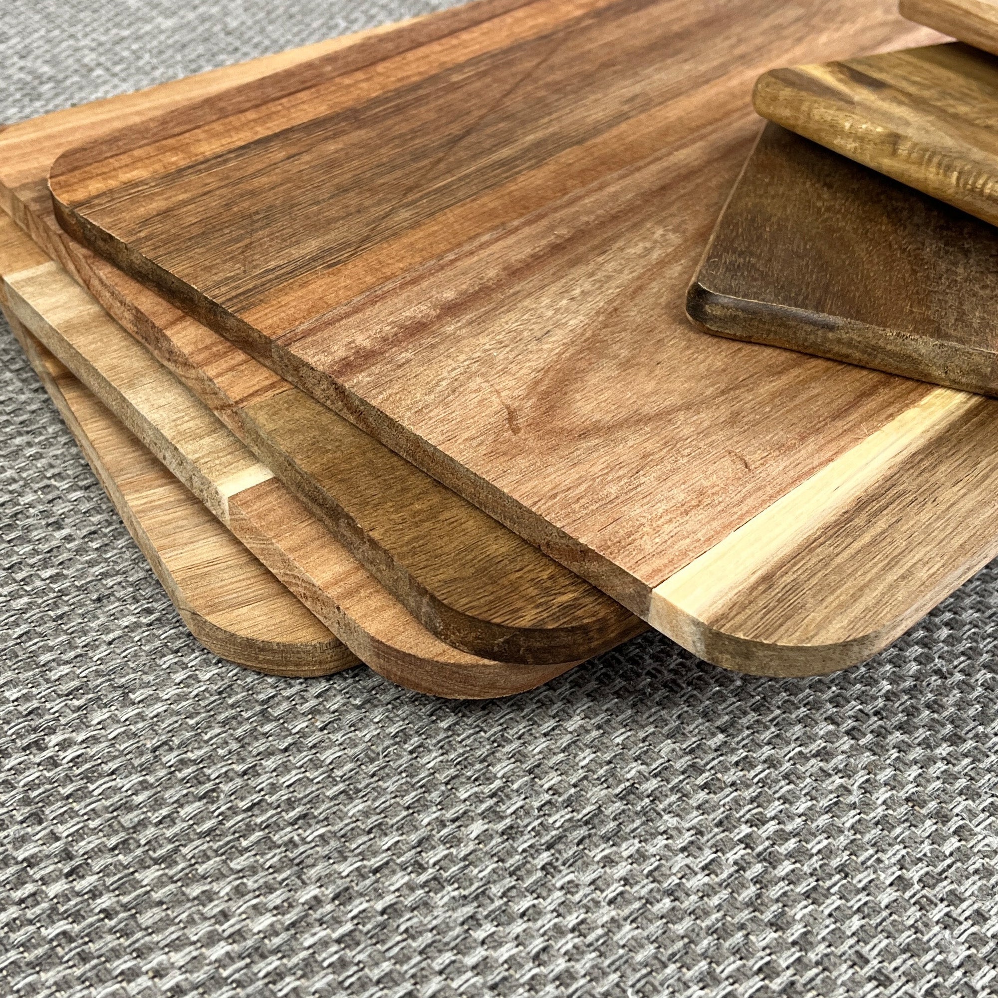 Set of 4 Wooden Placemats and Square Coasters - Acacia Wood