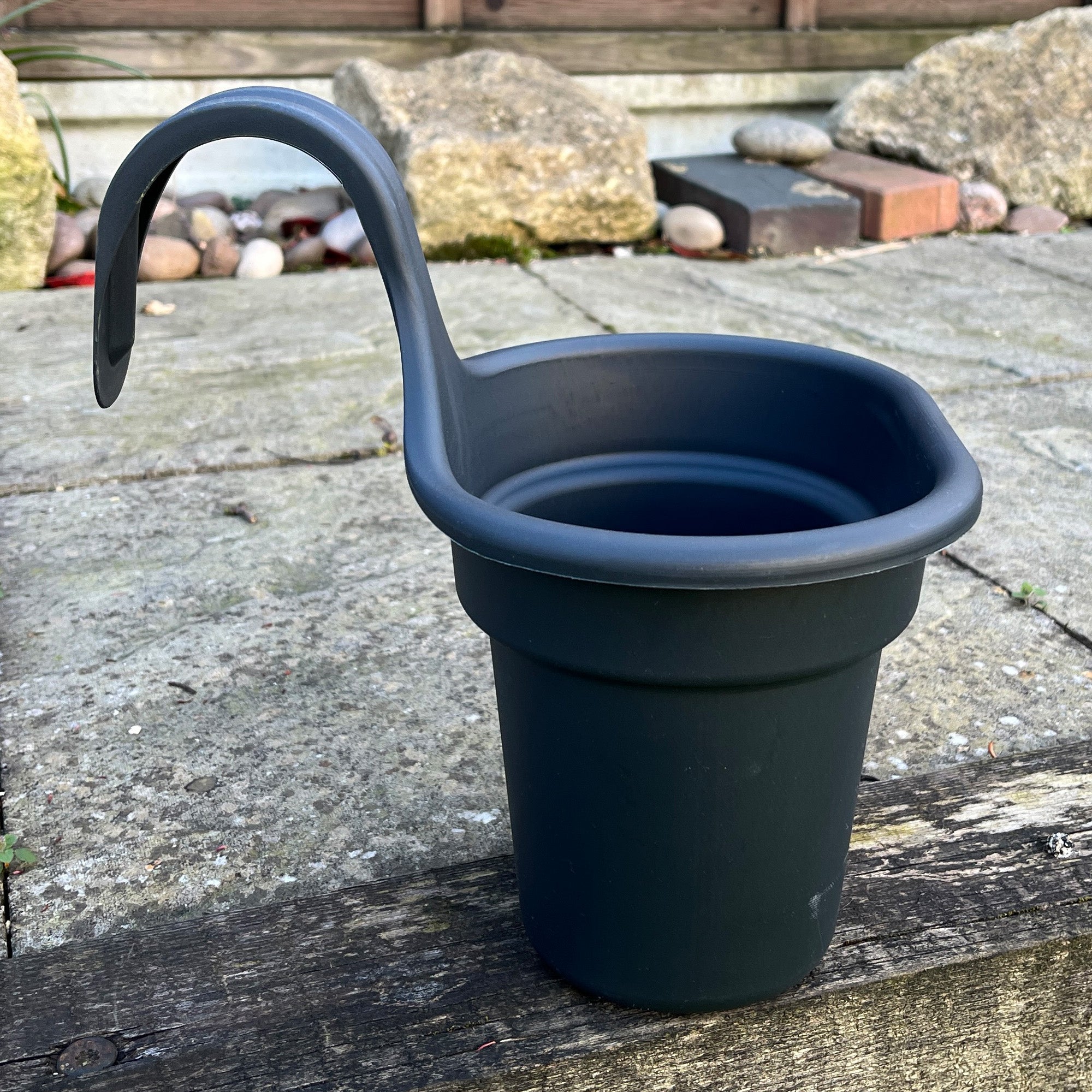 3 x Dark Grey Fence / Balcony Hanging Plant Pots – Plastic