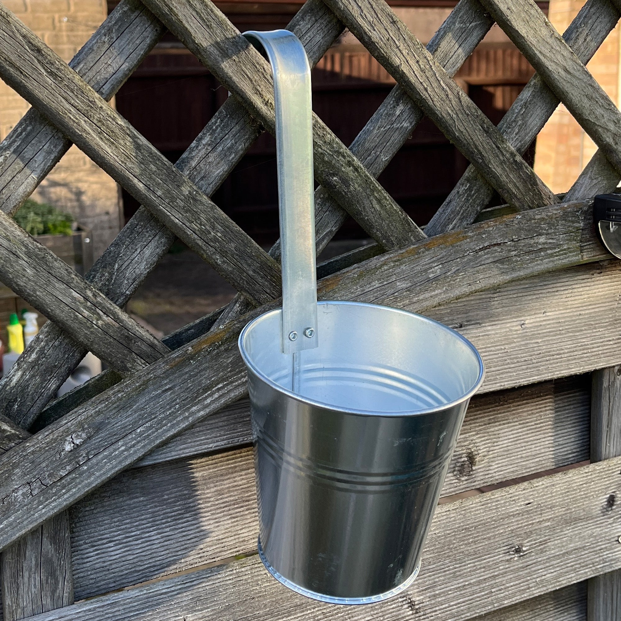 6 x Silver Fence / Balcony Hanging Plant Pots – Galvanised Zinc Metal