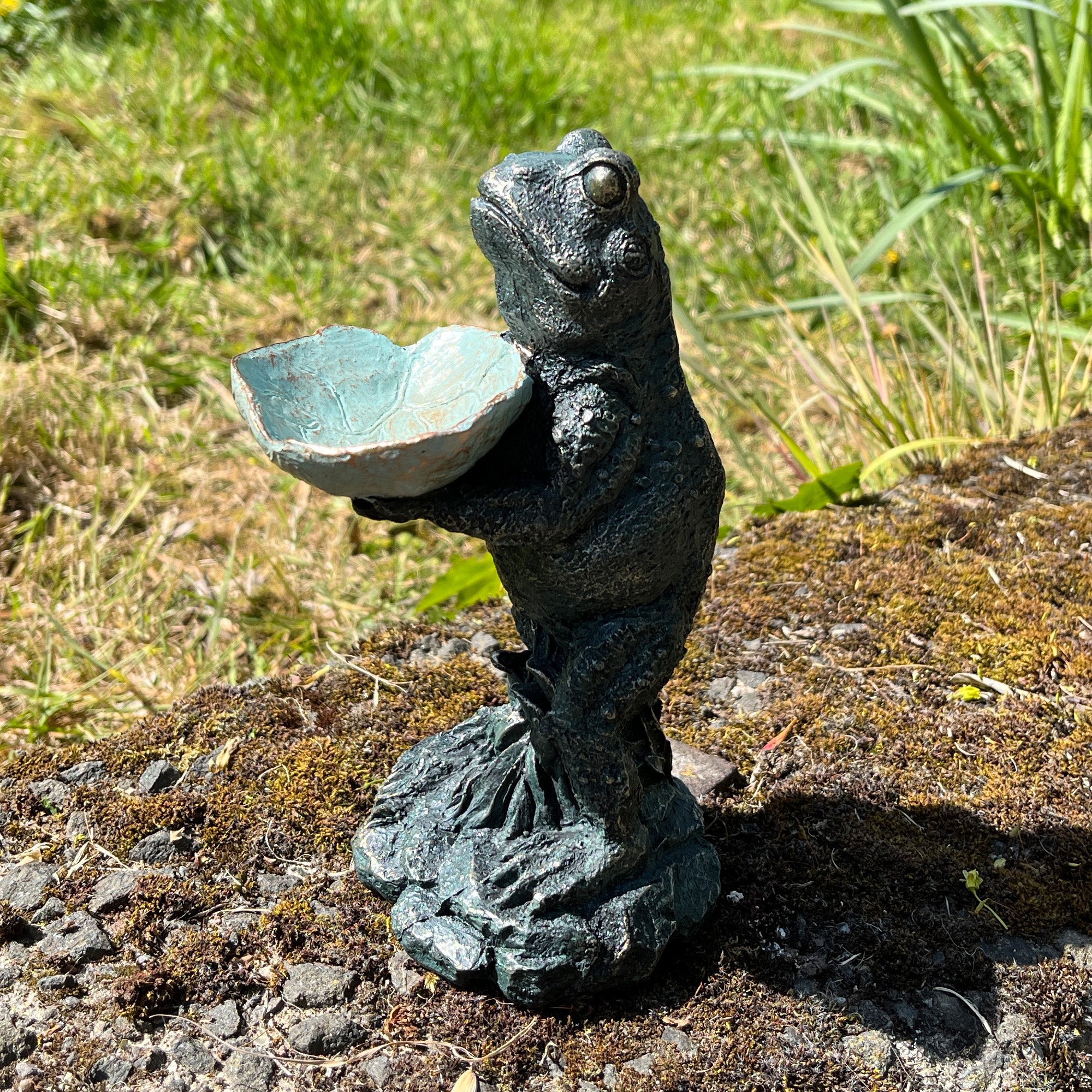 18.5cm Small Frog Holding a Leaf Garden Ornament - Resin