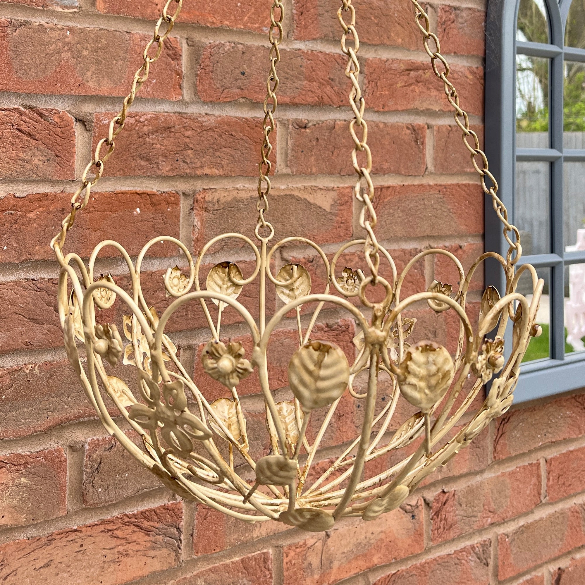 31cm Vintage Style Round Metal Hanging Basket