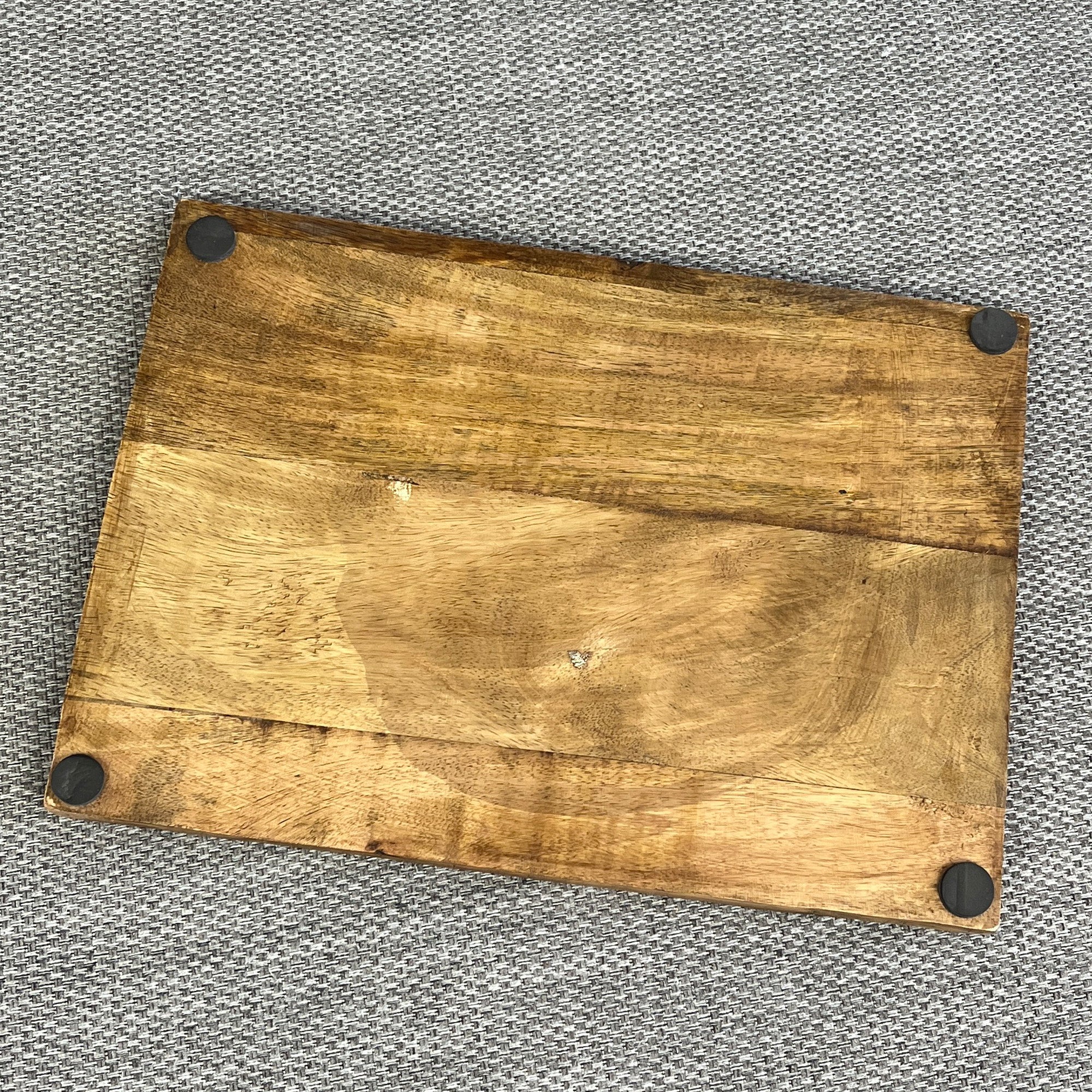 35.5cm x 25cm Wooden Highland Cow Chopping Board – Hand Crafted
