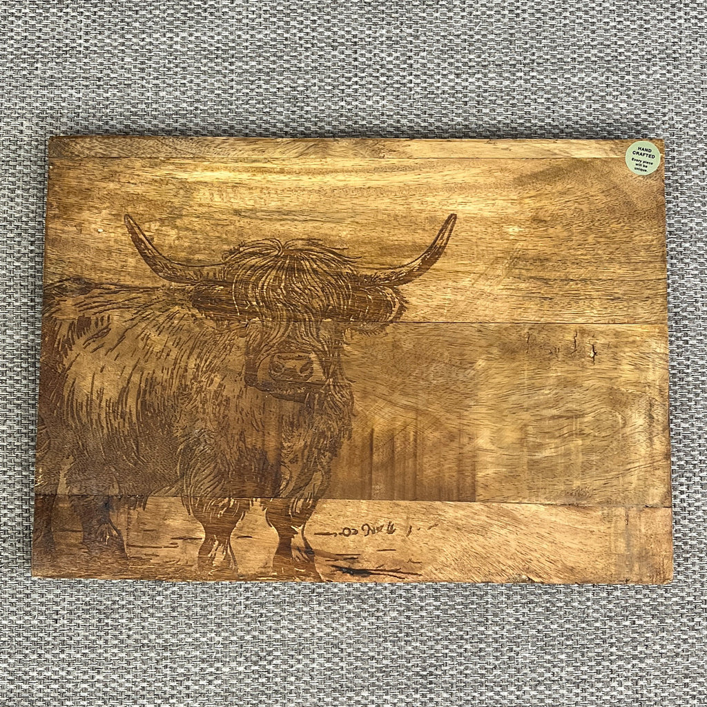 35.5cm x 25cm Wooden Highland Cow Chopping Board – Hand Crafted