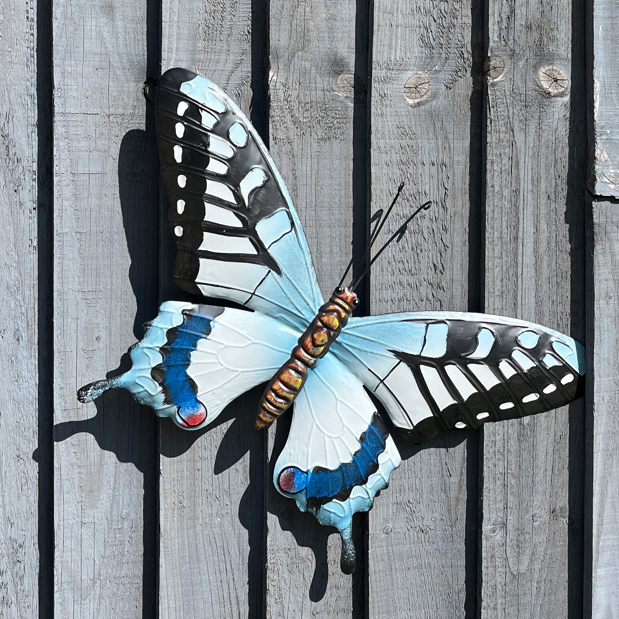 48.5cm Metal Butterfly Garden Wall Art Decoration – Light Blue