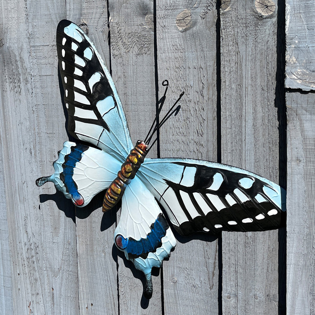 48.5cm Metal Butterfly Garden Wall Art Decoration – Light Blue
