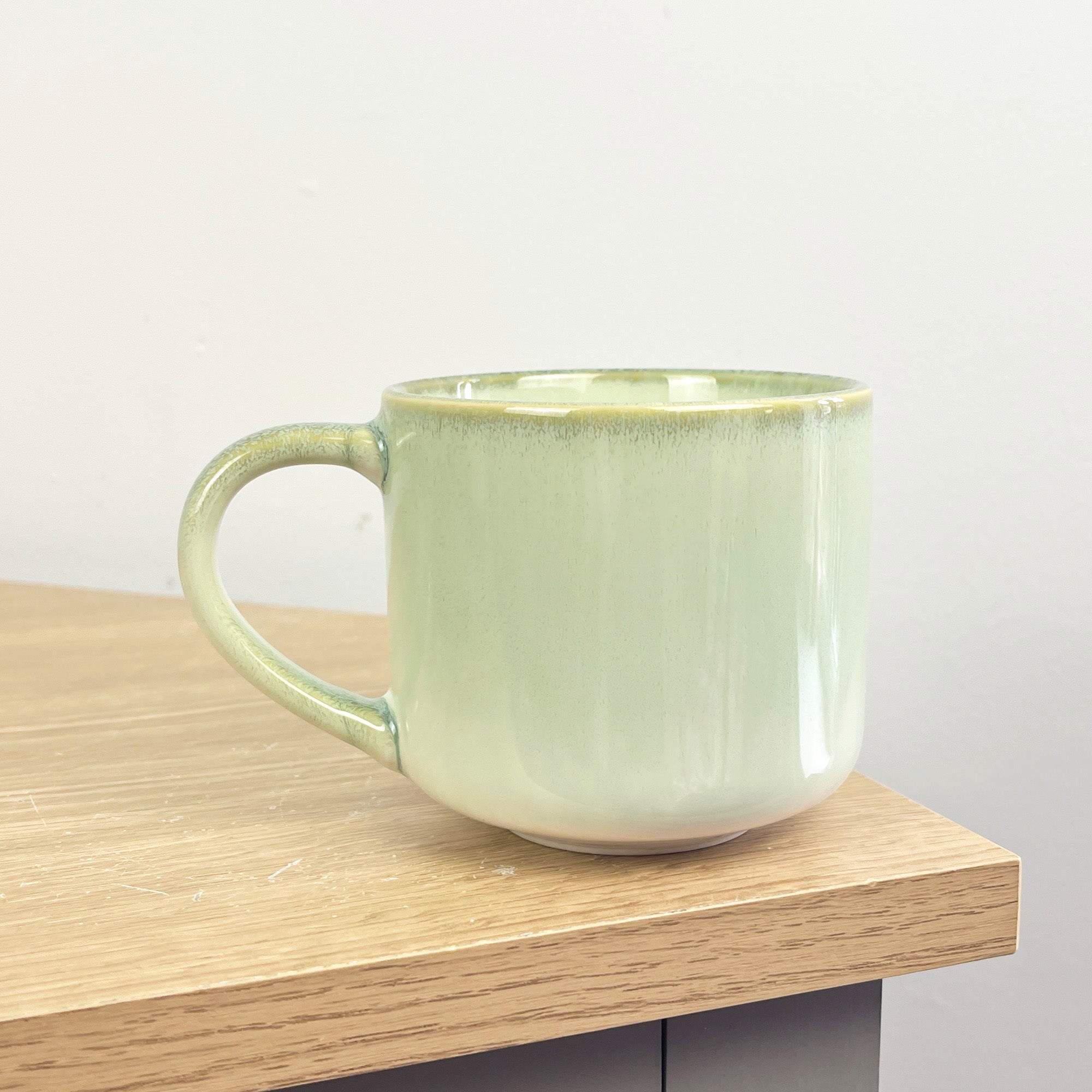 4 x 300ml Reactive Glaze Stoneware Mugs – Green