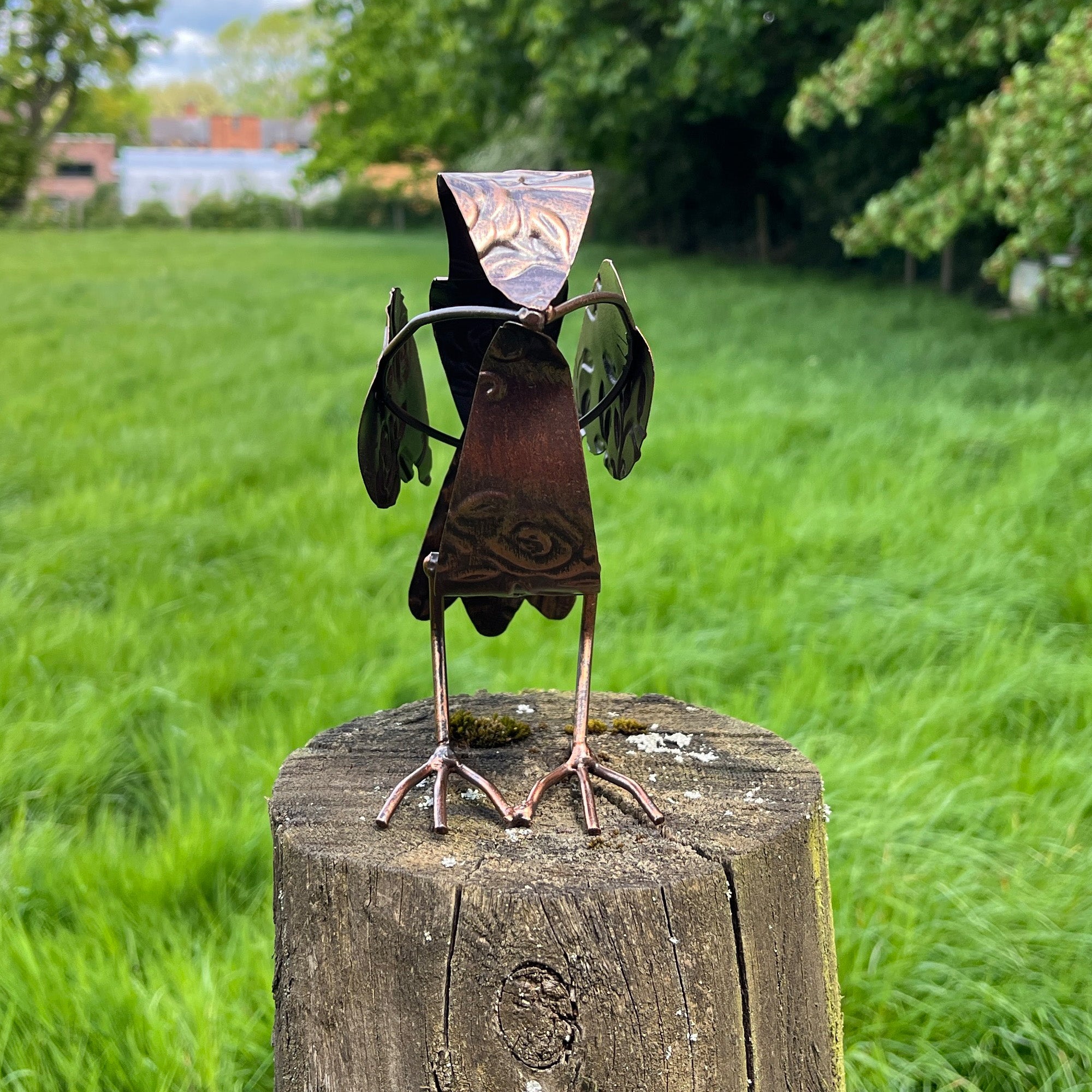 17cm Floral Robin Garden Ornament - Metal
