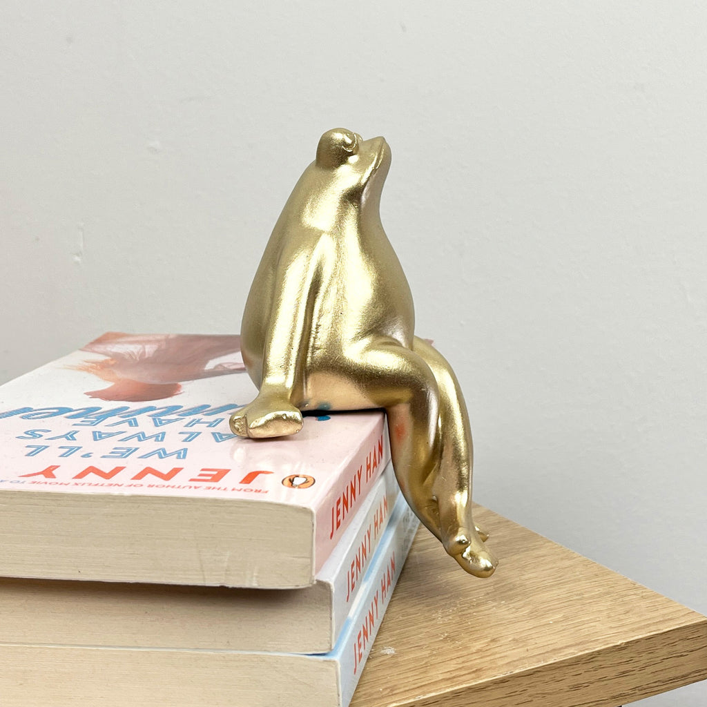 8cm Tall Shelf Sitting Frog Ornament - Resin