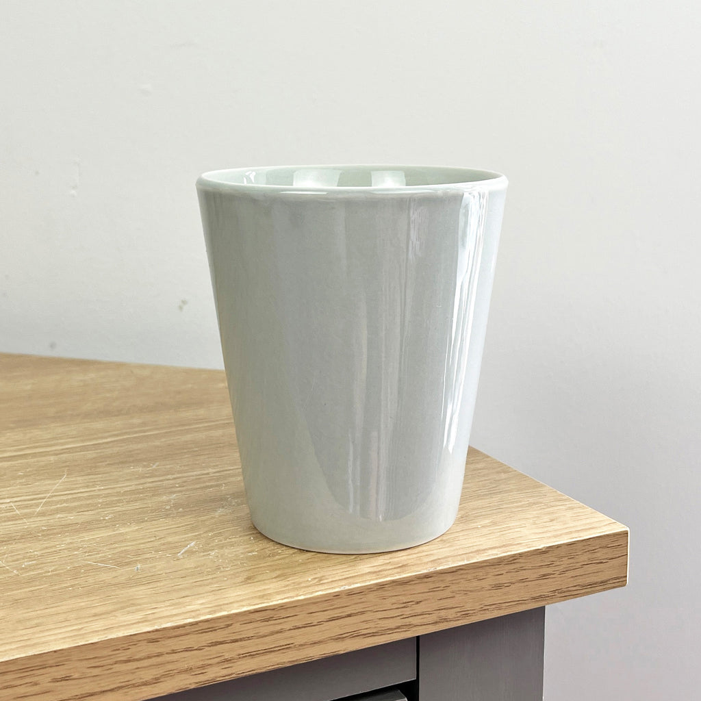 2 x 300ml New Bone Porcelain Mugs – Light Grey