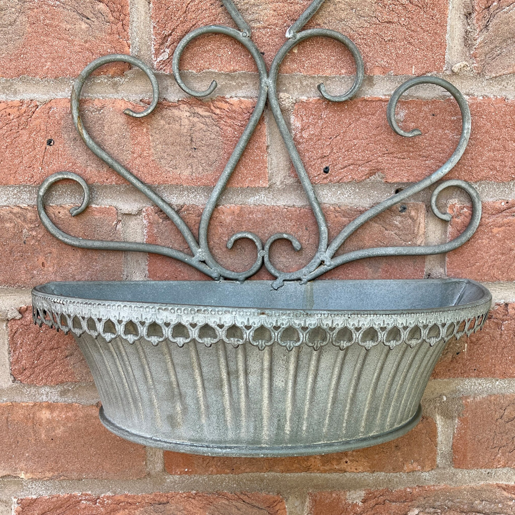 33cm x 34.5cm Vintage Wall Mounted Planter – Zinc