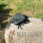Welcome to Our Garden Frogs on a Stone Garden Ornament – Resin