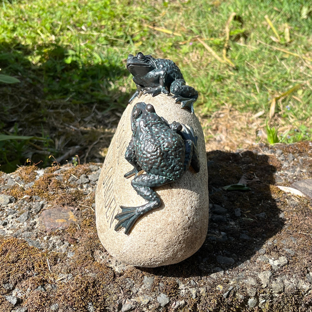 Welcome to Our Garden Frogs on a Stone Garden Ornament – Resin