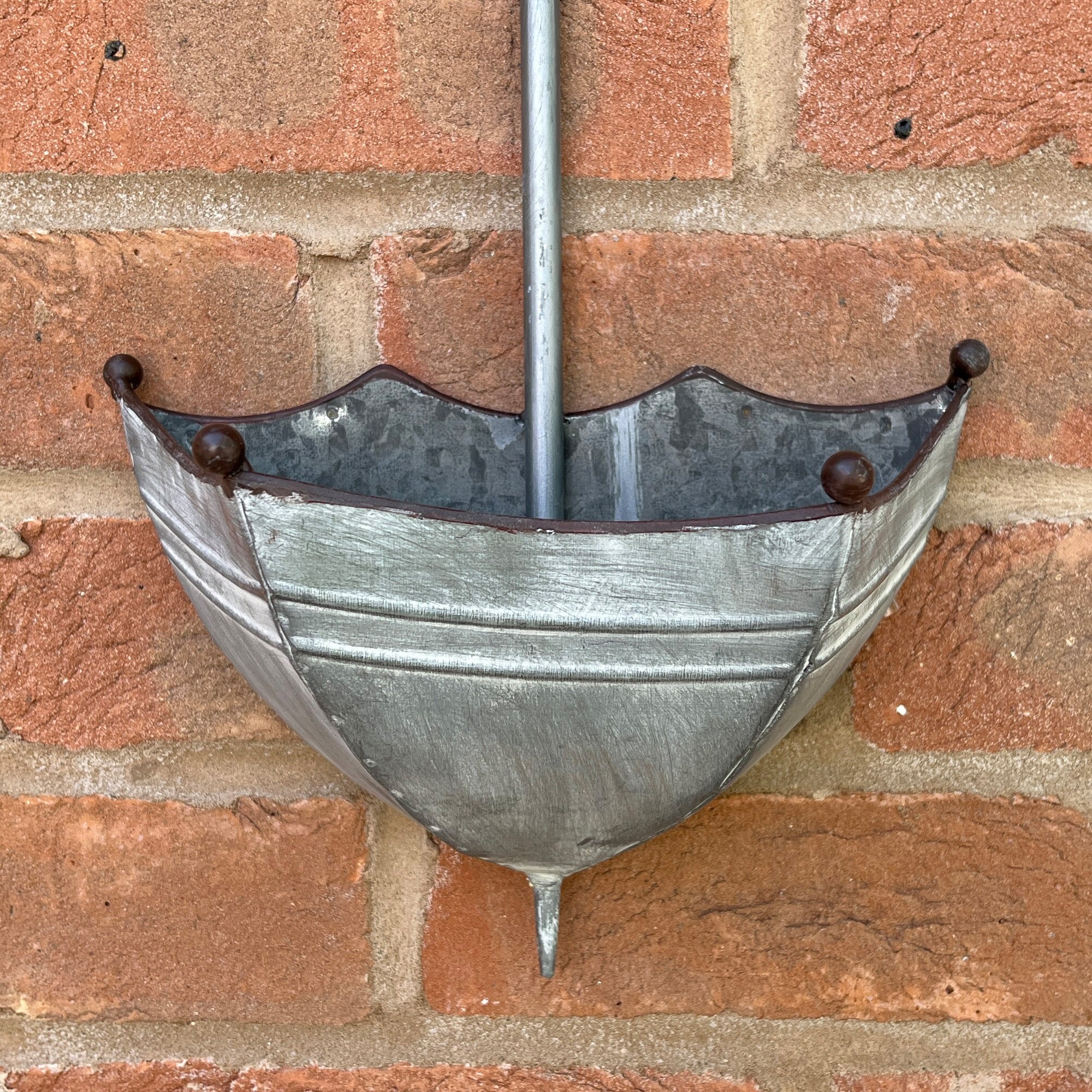 22.5cm x 36cm Umbrella Shaped Wall Mounted Planter – Zinc