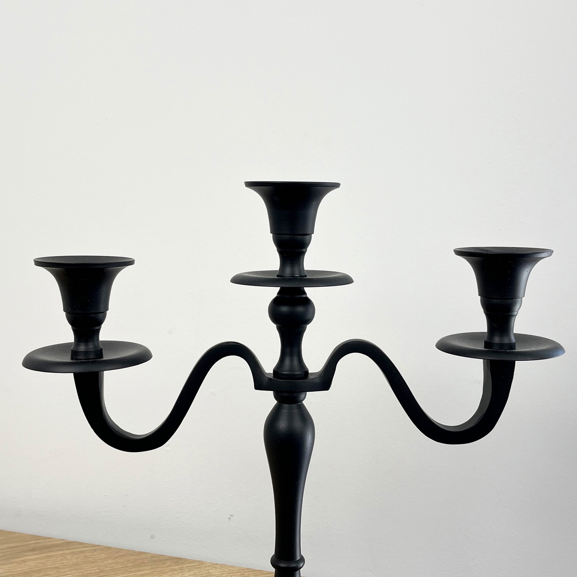 30cm Aluminium 3 Arm Candelabra – Matt Black