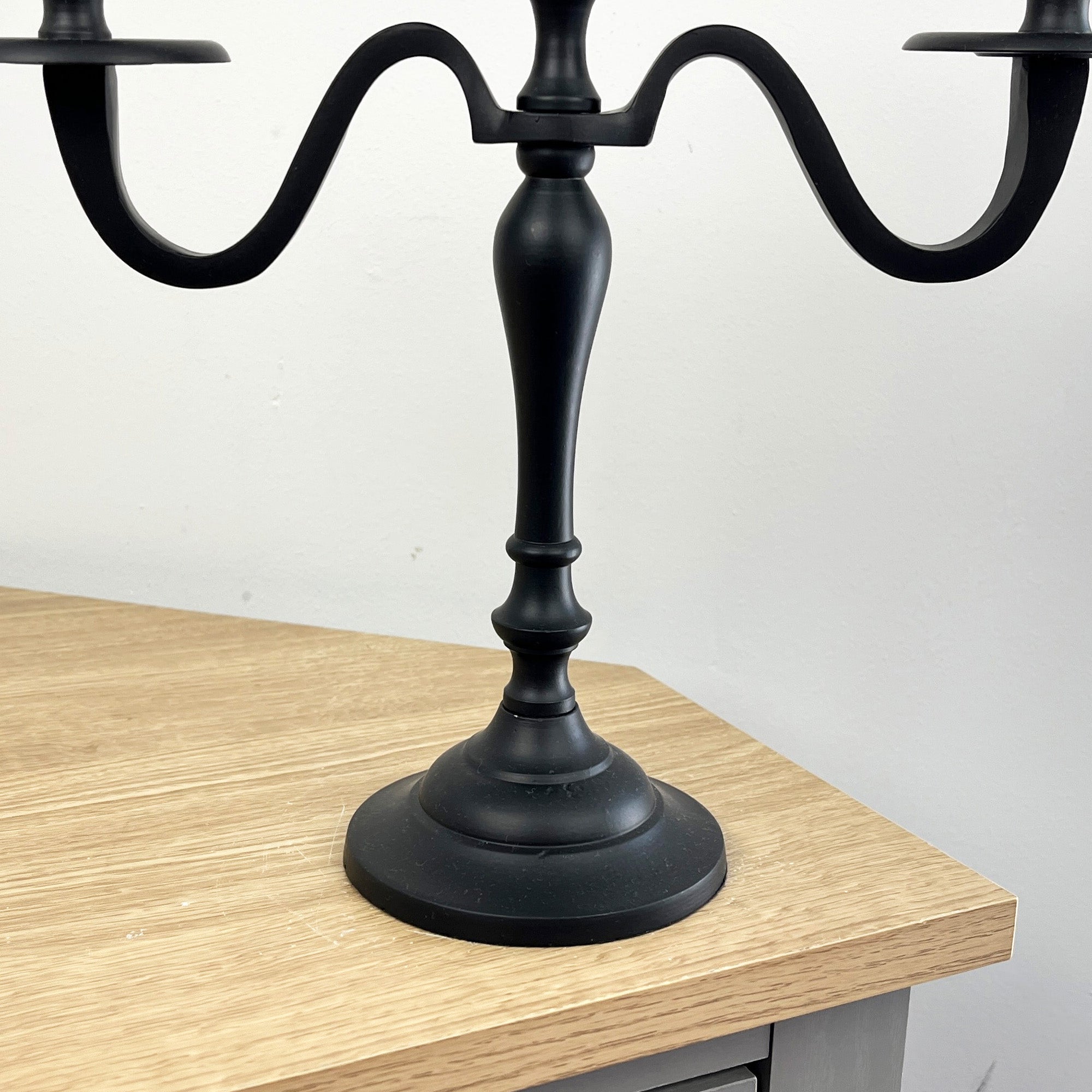 30cm Aluminium 3 Arm Candelabra – Matt Black