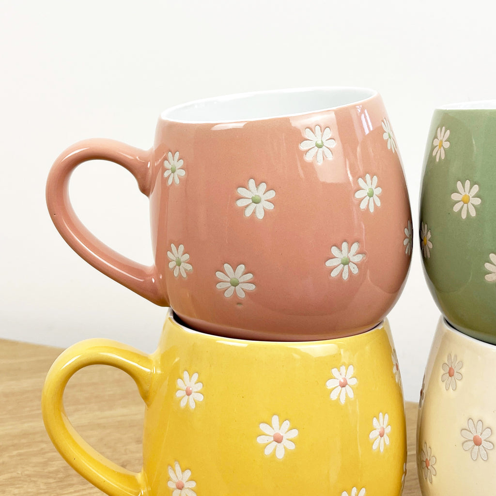 Set of 4 x 400ml Floral Daisy Stoneware Mugs