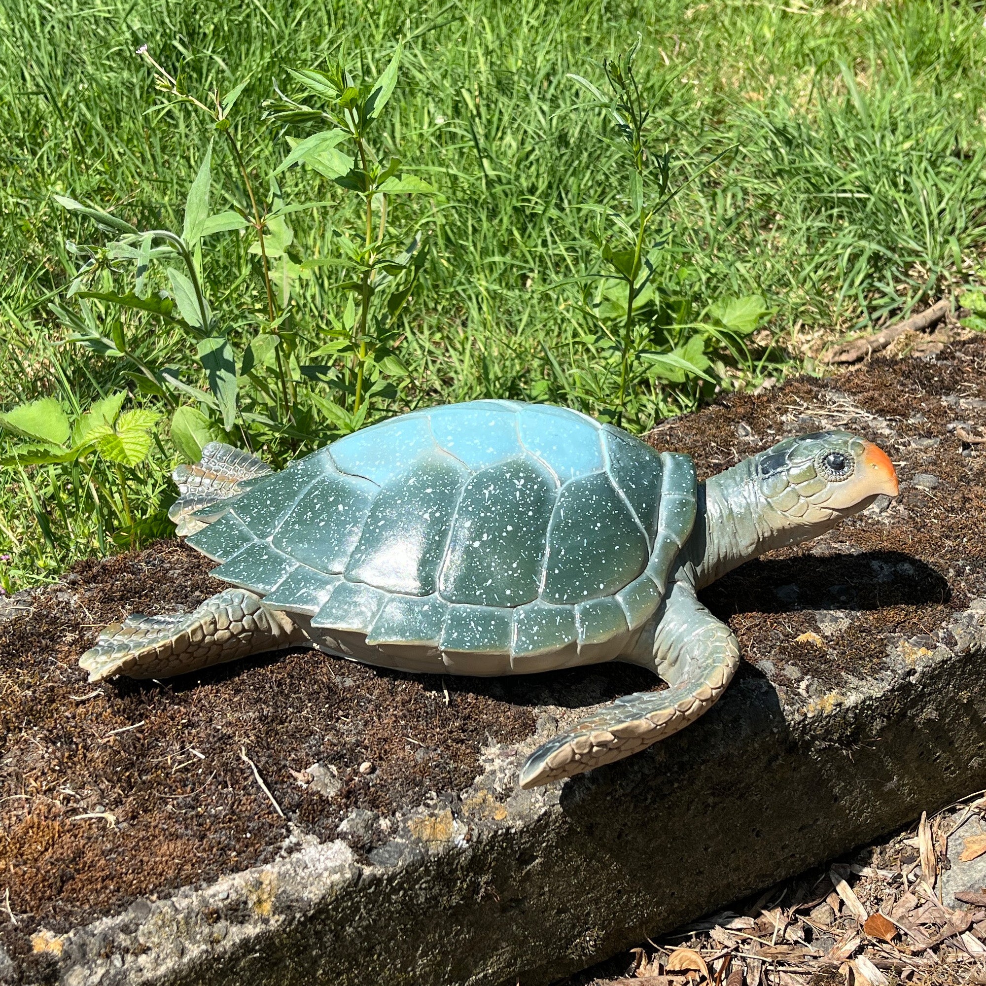 32.5cm Turtle Garden Ornament - Blue Shell
