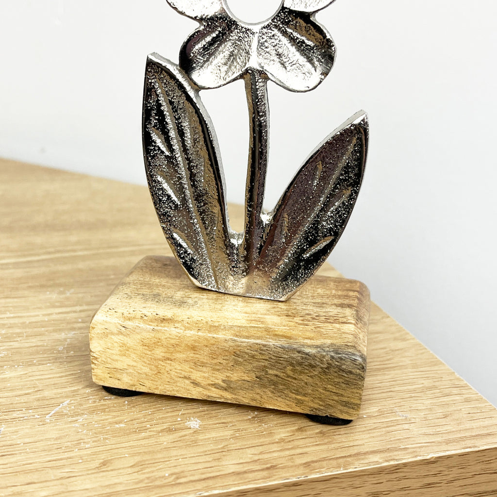 Set of 2 Metal Flower on Wood Ornaments - Aluminium