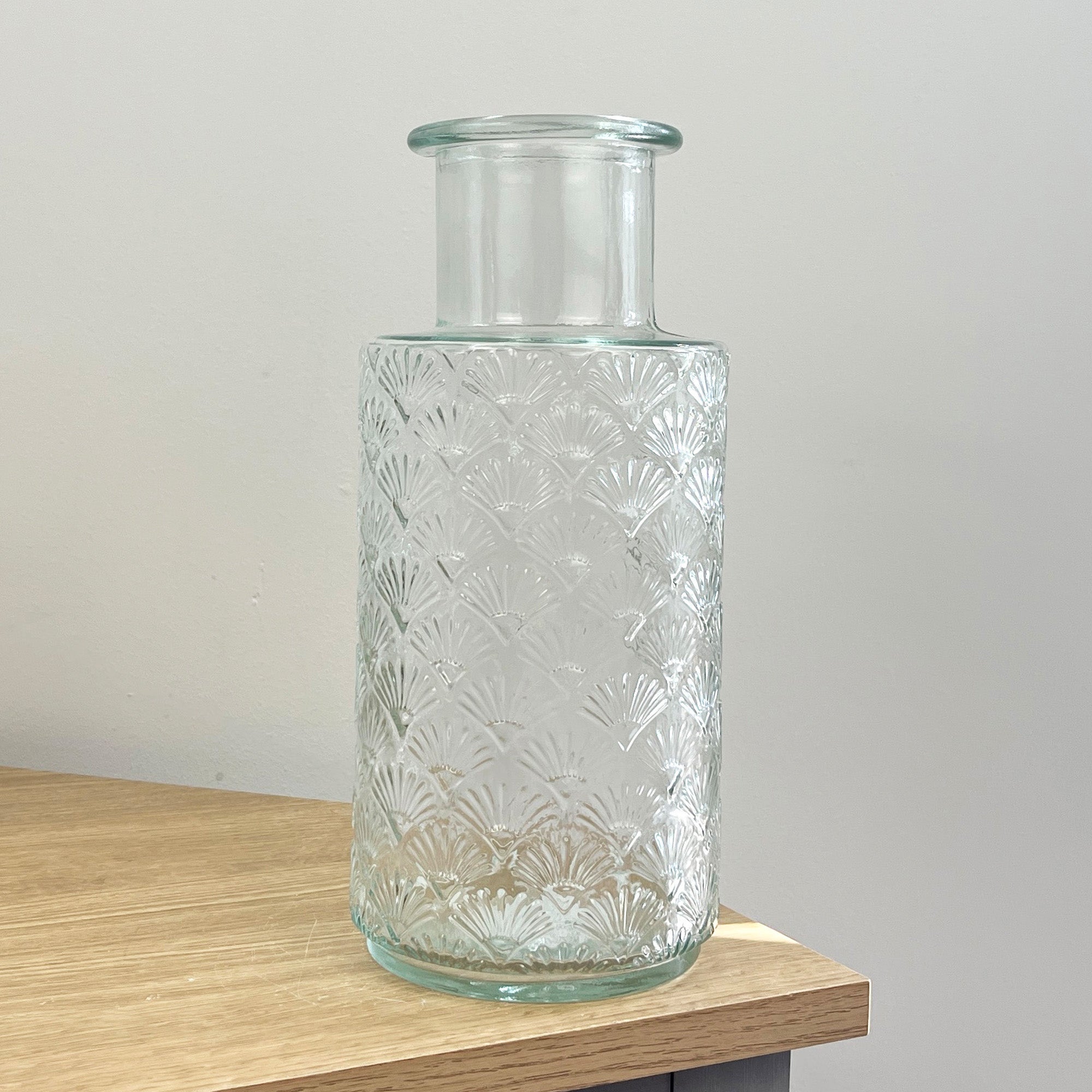 27cm Fan Tail Glass Vase – Clear