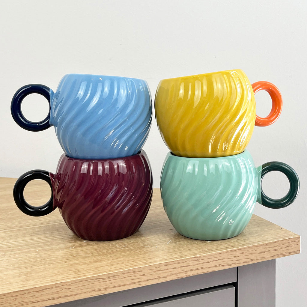 Set of 4 x 300ml Colourful Swirl Stoneware Mugs