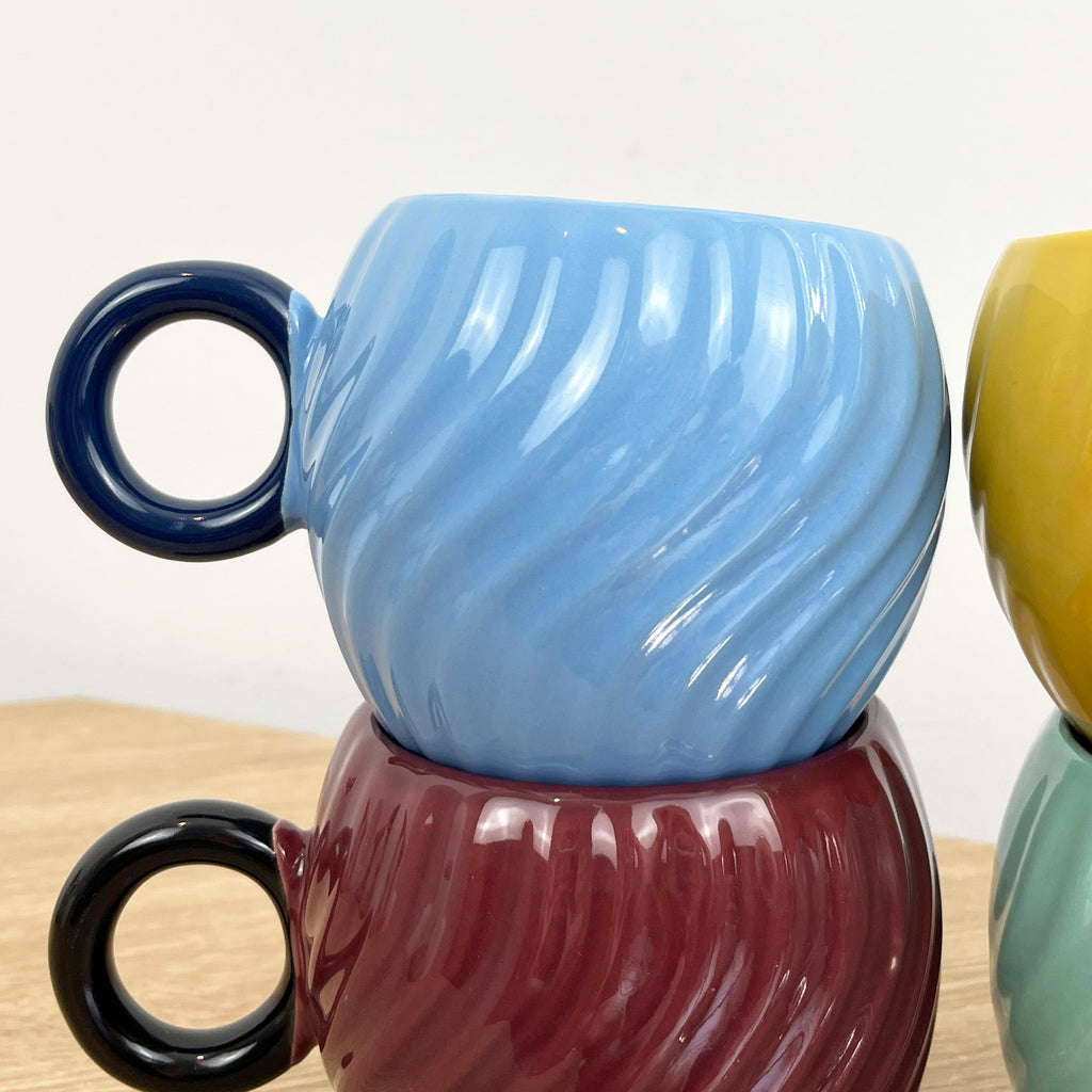 Set of 4 x 300ml Colourful Swirl Stoneware Mugs