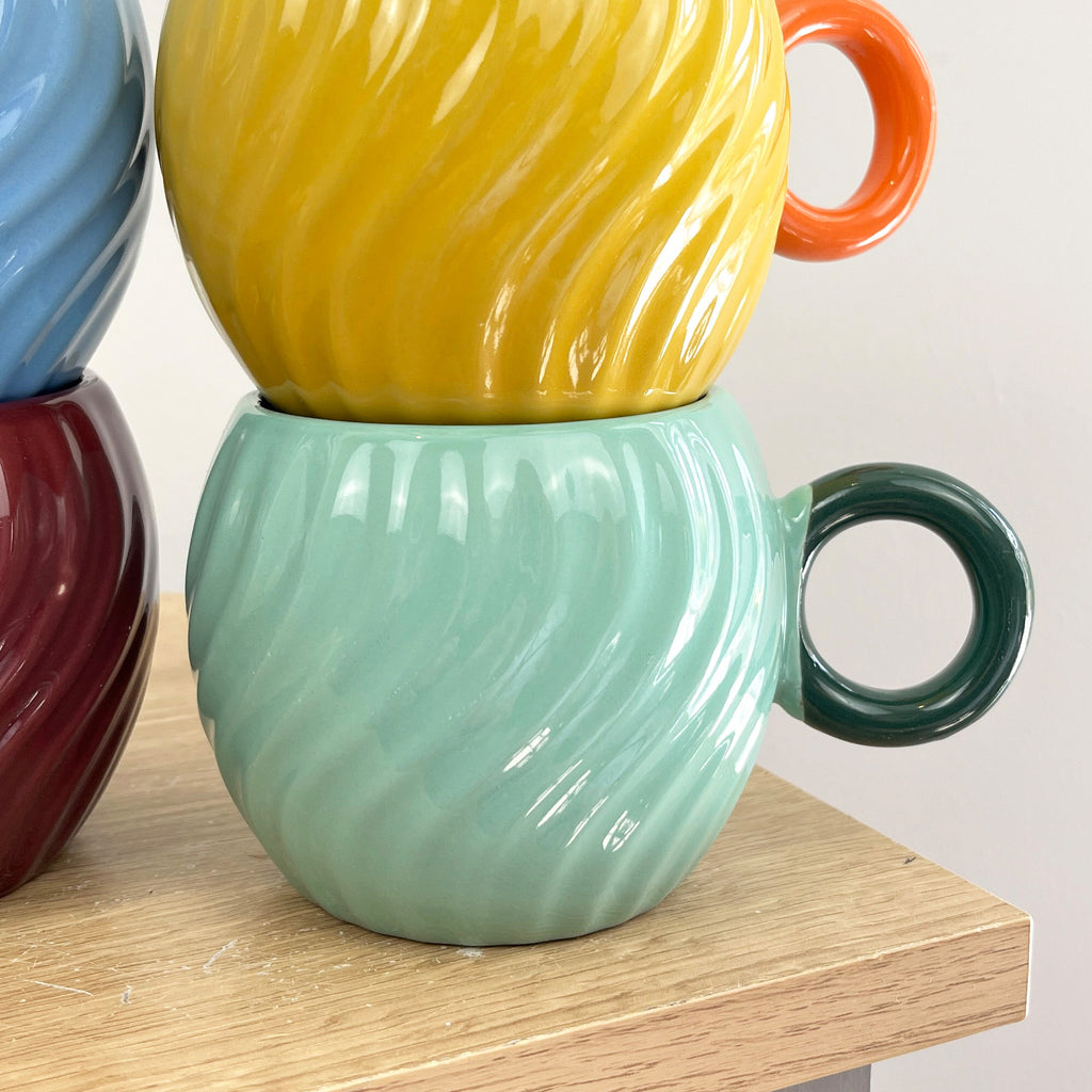 Set of 4 x 300ml Colourful Swirl Stoneware Mugs