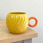 Set of 4 x 300ml Colourful Swirl Stoneware Mugs