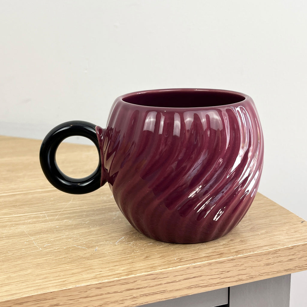Set of 4 x 300ml Colourful Swirl Stoneware Mugs