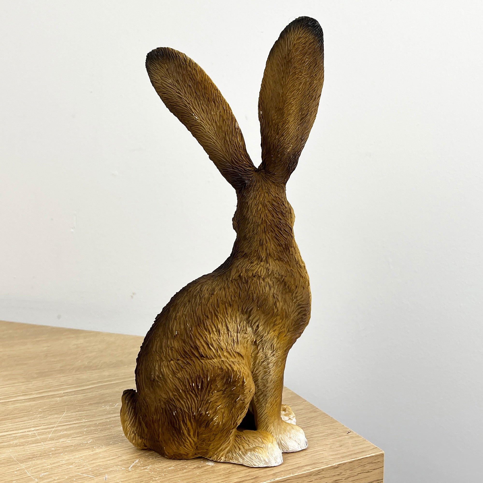 22.5cm Tall Sitting Hare Ornament – Resin