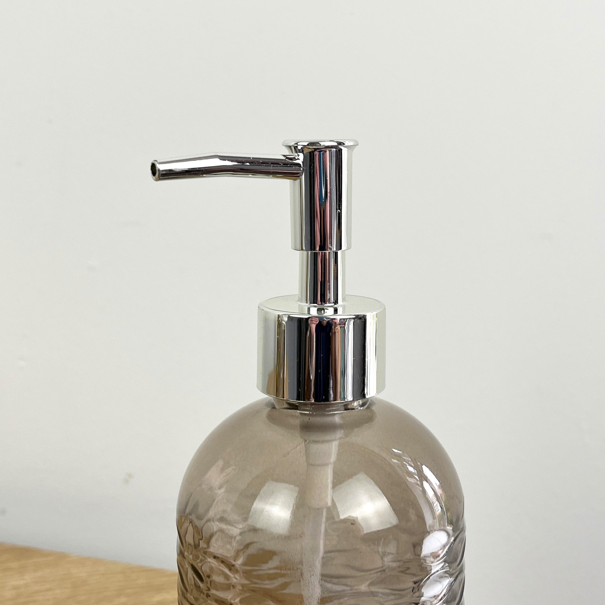 2 Piece Glass Bathroom Sink Accessories Set - Ripple Design