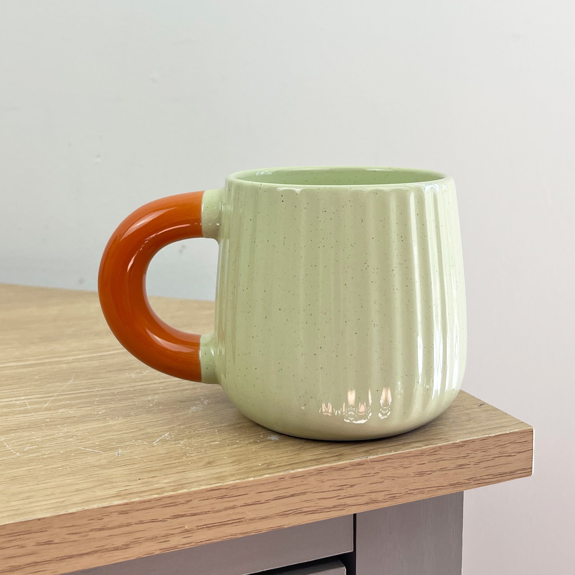Set of 4 x 325ml Chunky Ribbed Stoneware Mugs - Light Green