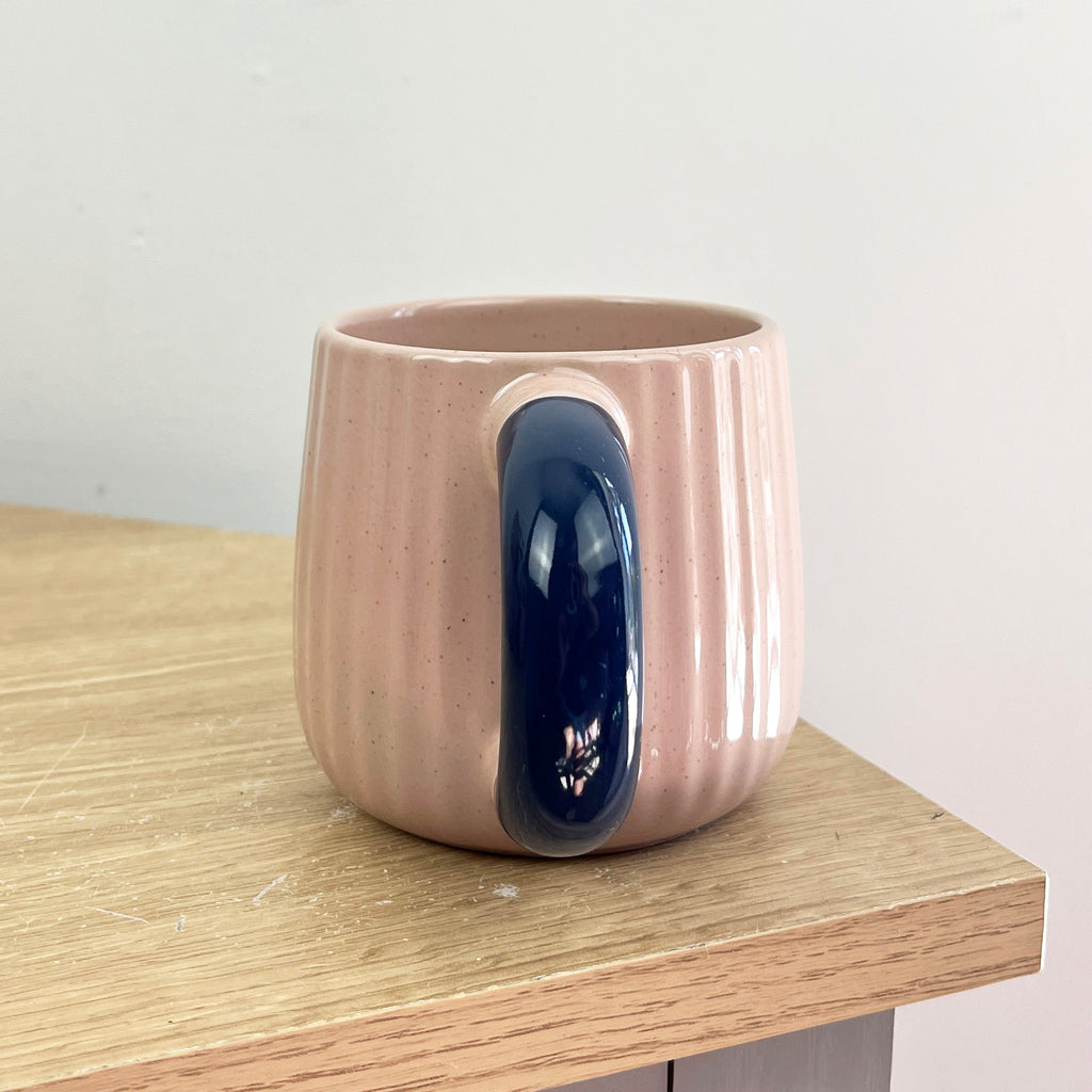 Set of 4 x 325ml Chunky Ribbed Stoneware Mugs - Pastel Pink