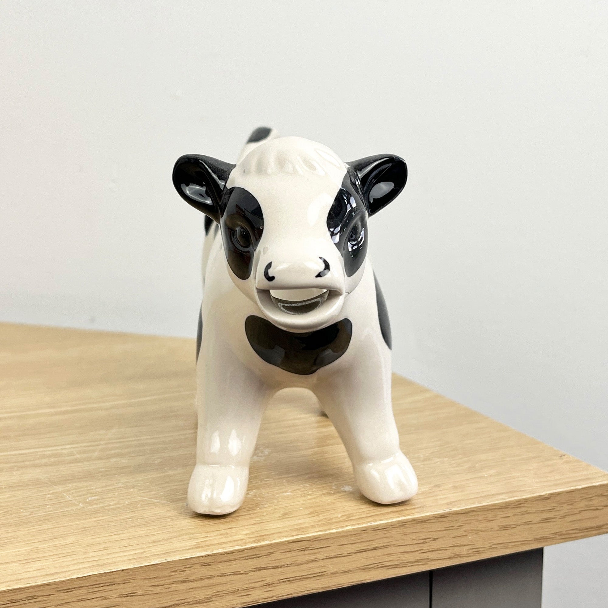 Novelty Cow Shaped Milk Jug – Ceramic