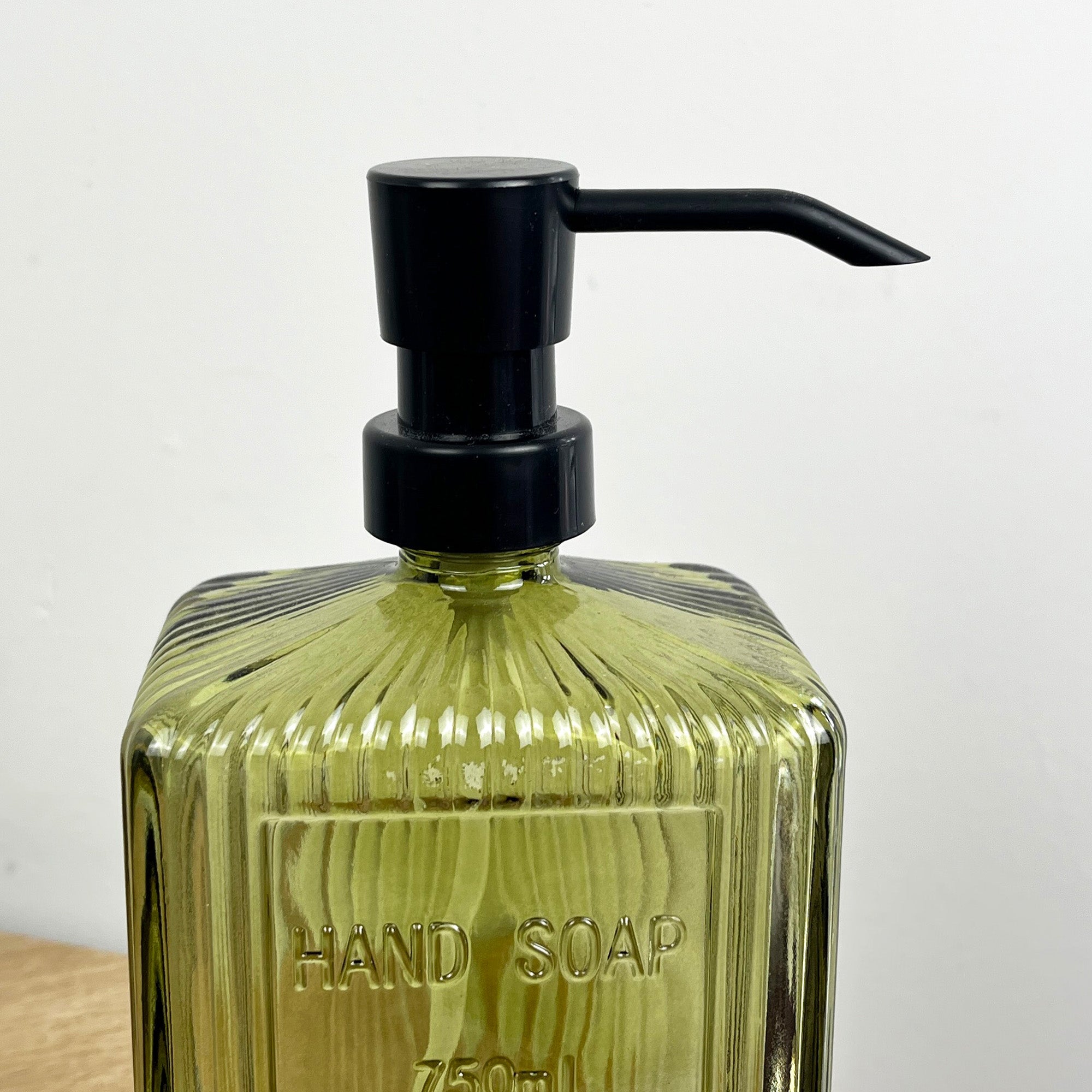 750ml Large Ribbed Glass Soap Dispenser – Green