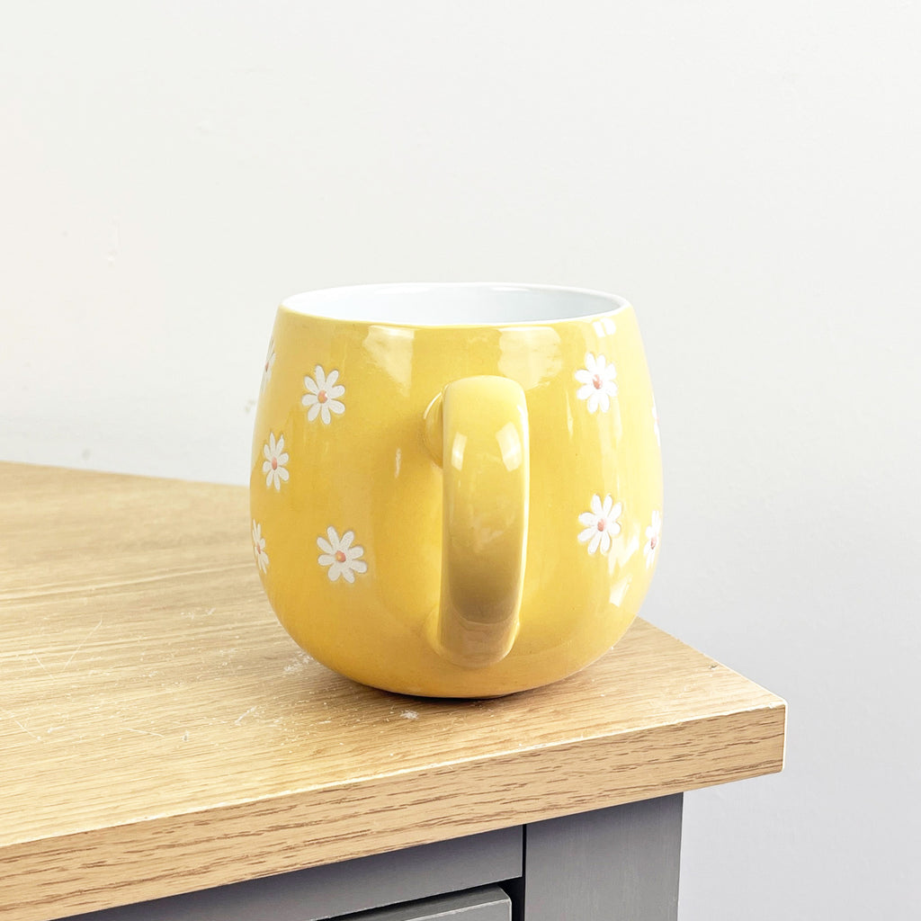 Set of 4 x 400ml Floral Daisy Stoneware Mugs - Yellow