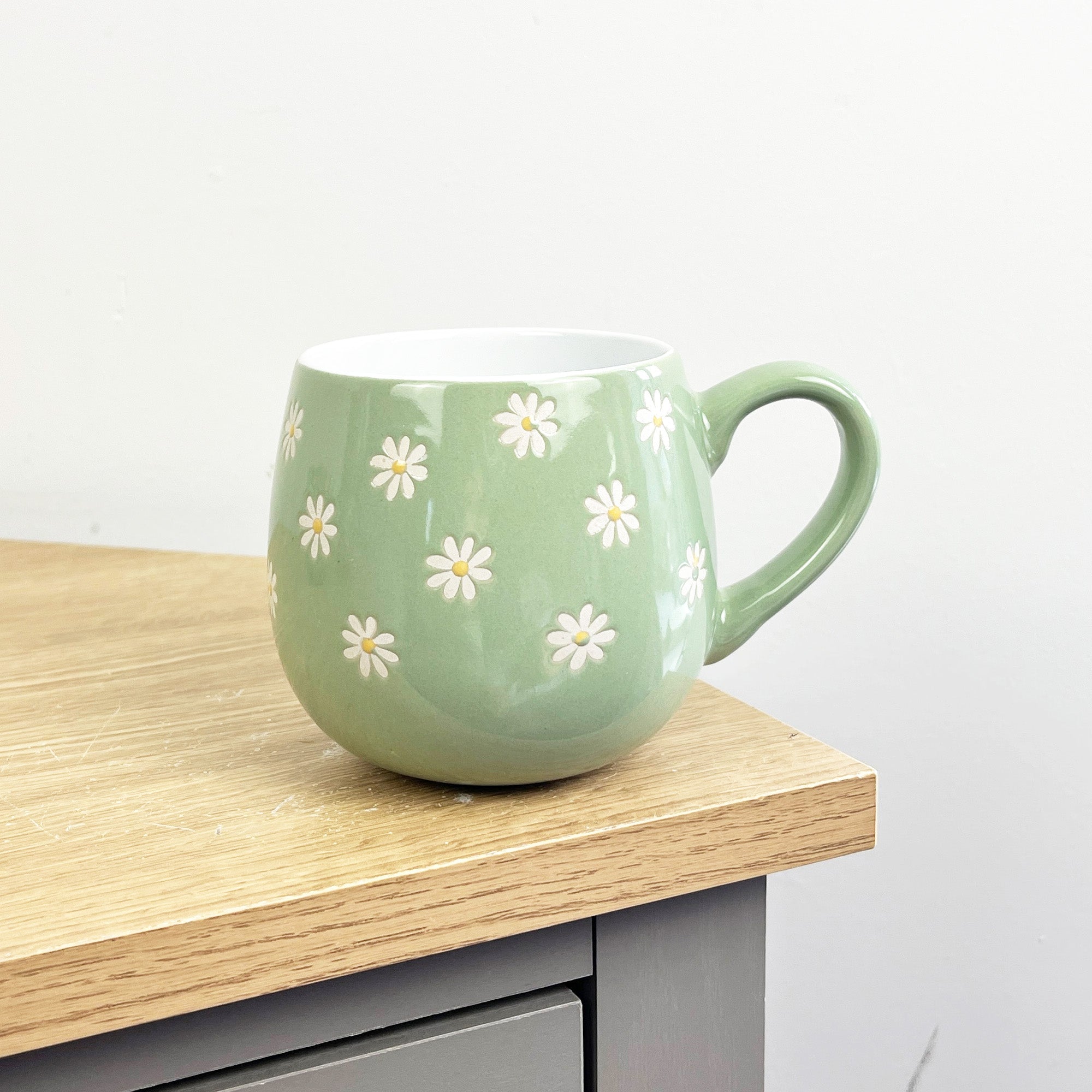 Set of 4 x 400ml Floral Daisy Stoneware Mugs - Green