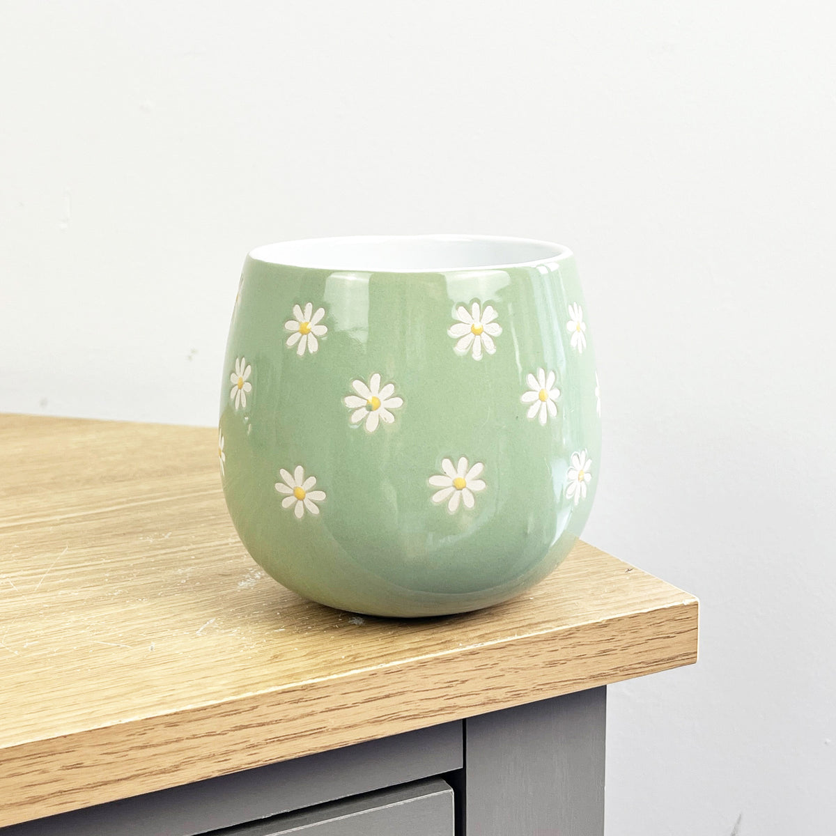 Set of 2 x 400ml Floral Daisy Stoneware Mugs - Green