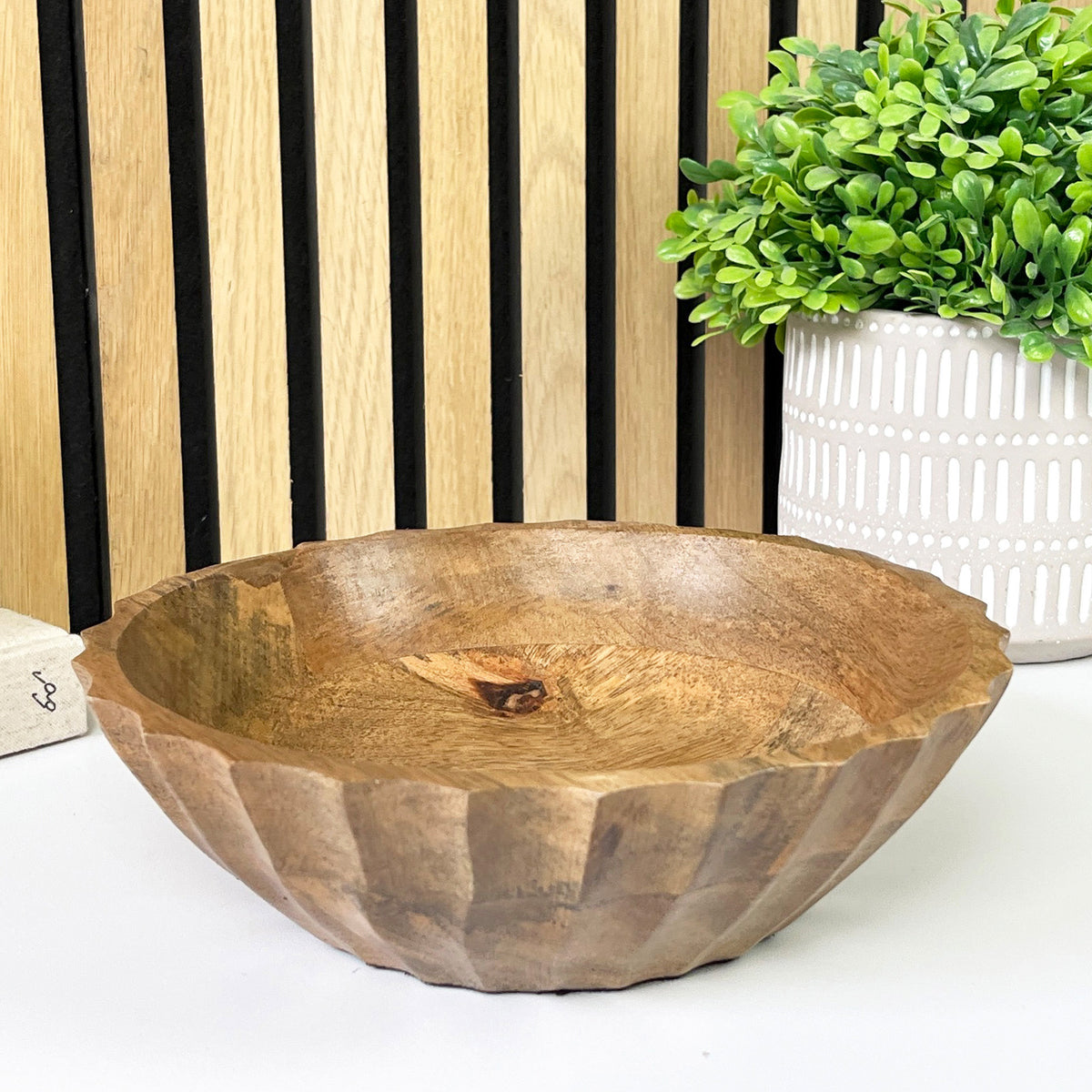 22.5cm Small Round Scalloped Mango Wood Bowl