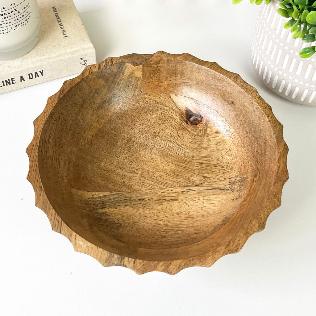22.5cm Small Round Scalloped Mango Wood Bowl