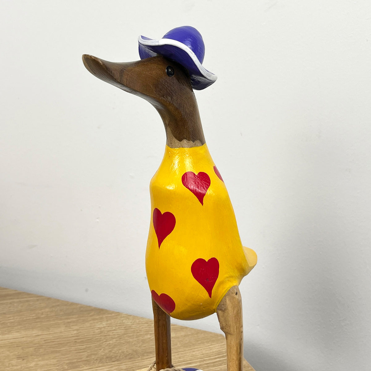 28cm Wooden Love Hearts Duck Ornament / Figurine